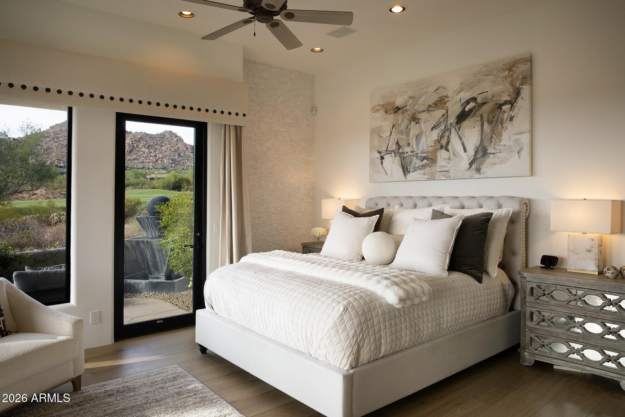 10040 E HAPPY VALLEY Road 598