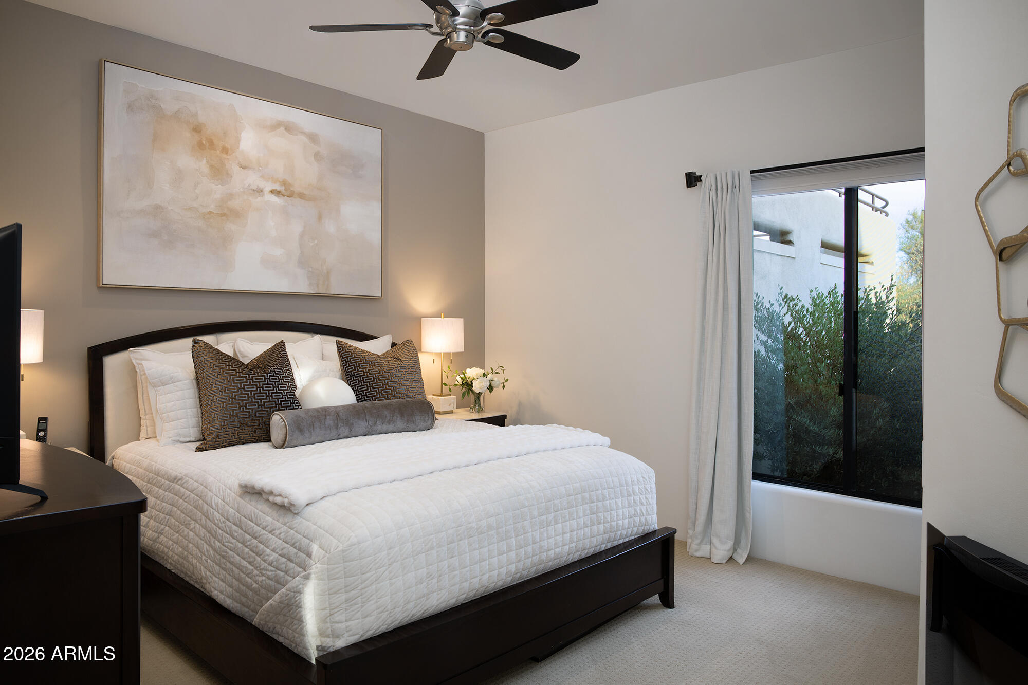10040 E HAPPY VALLEY Road 598