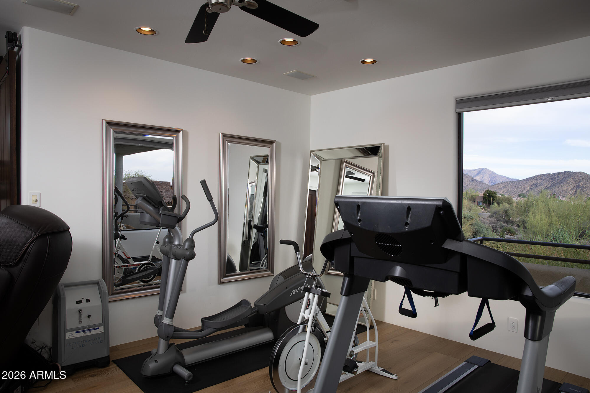 10040 E HAPPY VALLEY Road 598