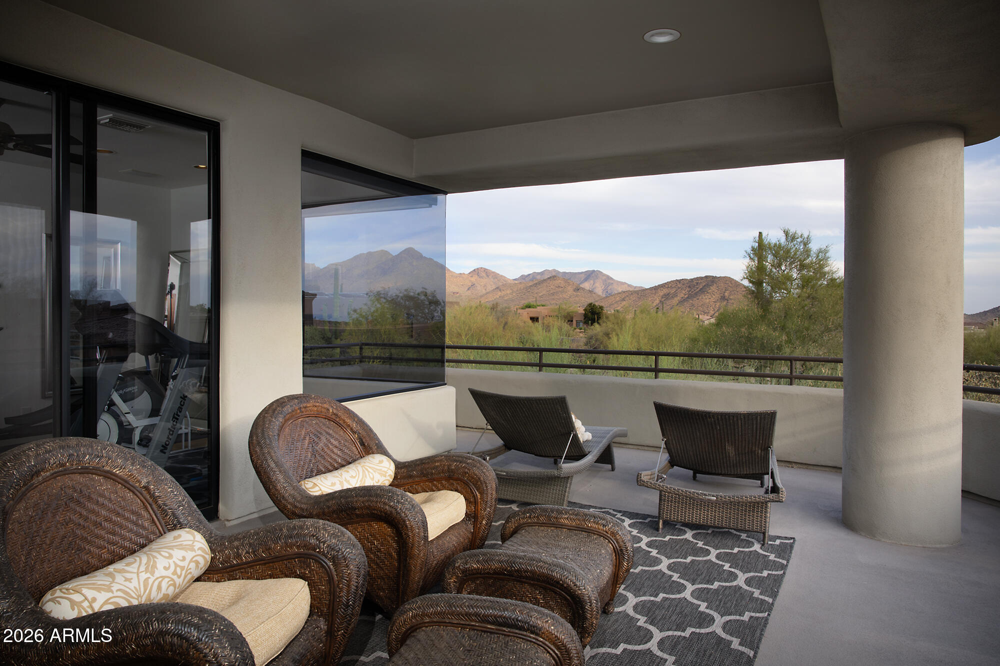 10040 E HAPPY VALLEY Road 598