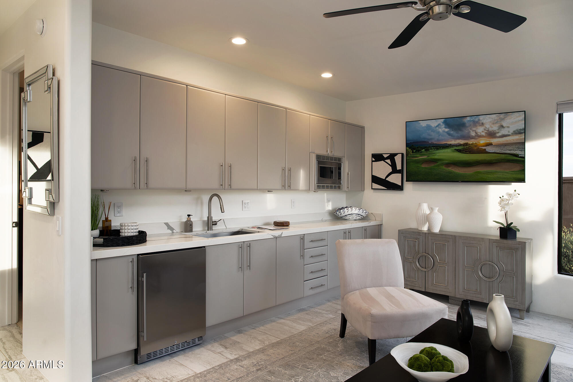 10040 E HAPPY VALLEY Road 598