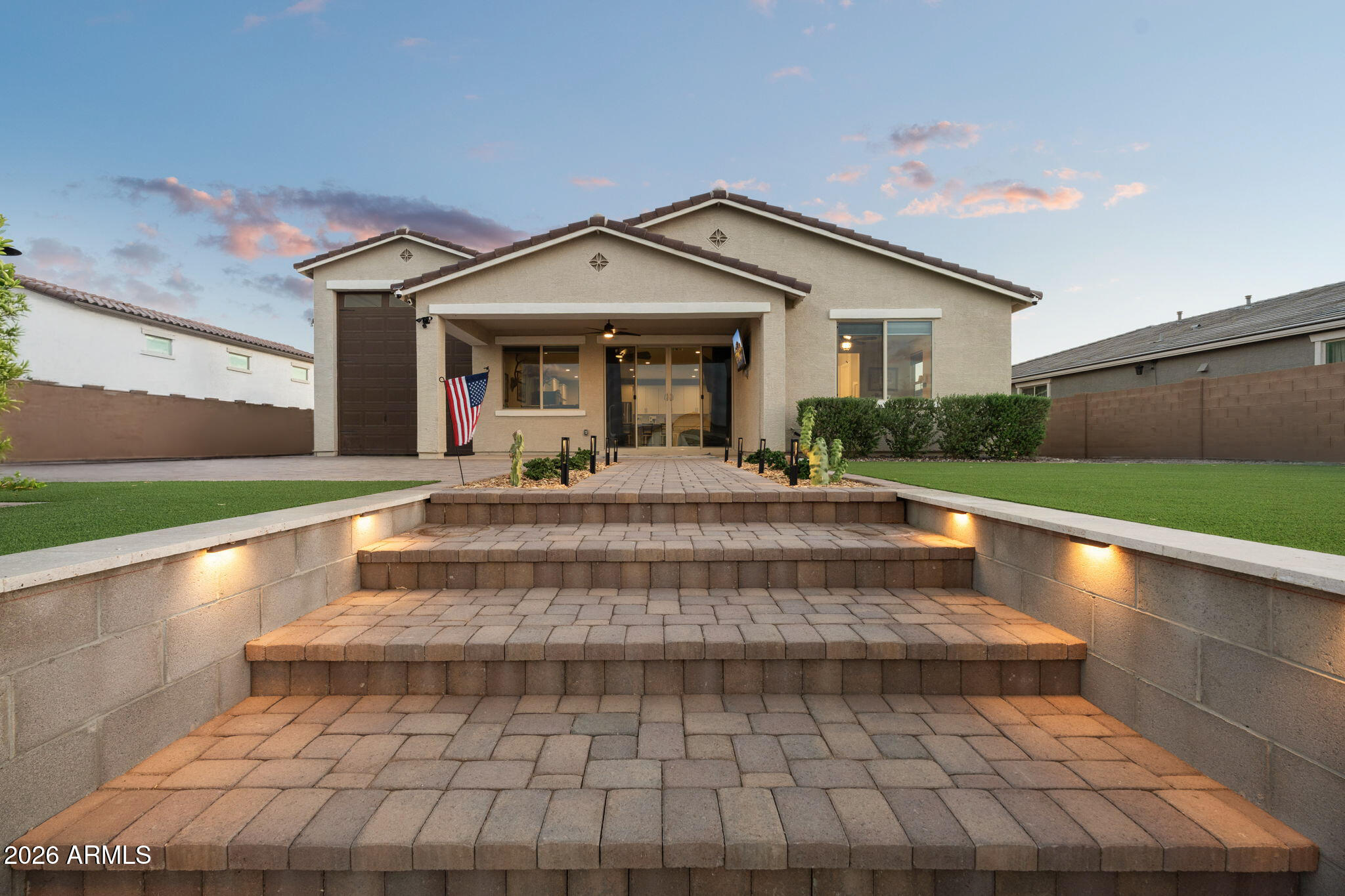 40392 W DESERT FAIRWAYS Drive