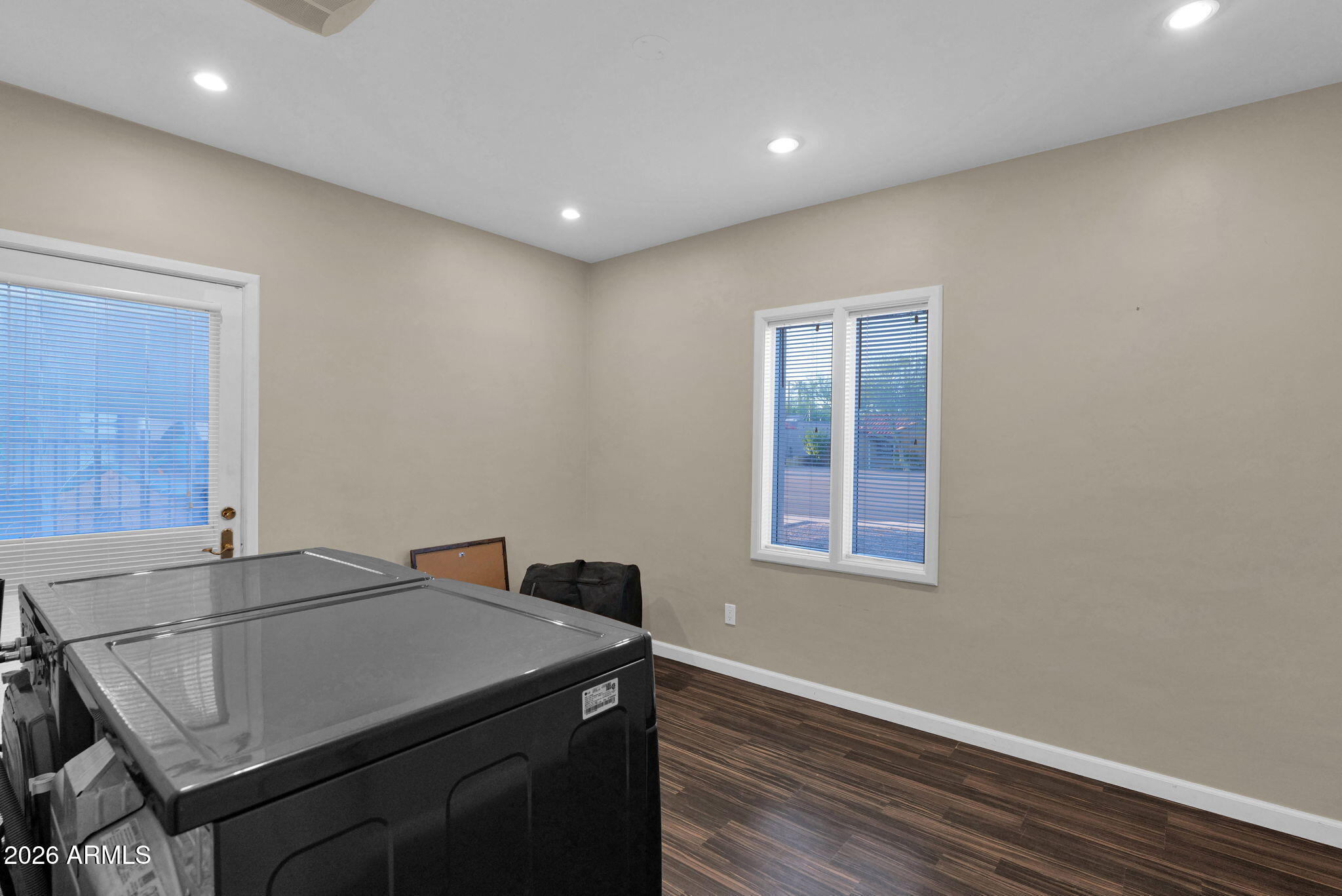 1111 W MCDOWELL Road