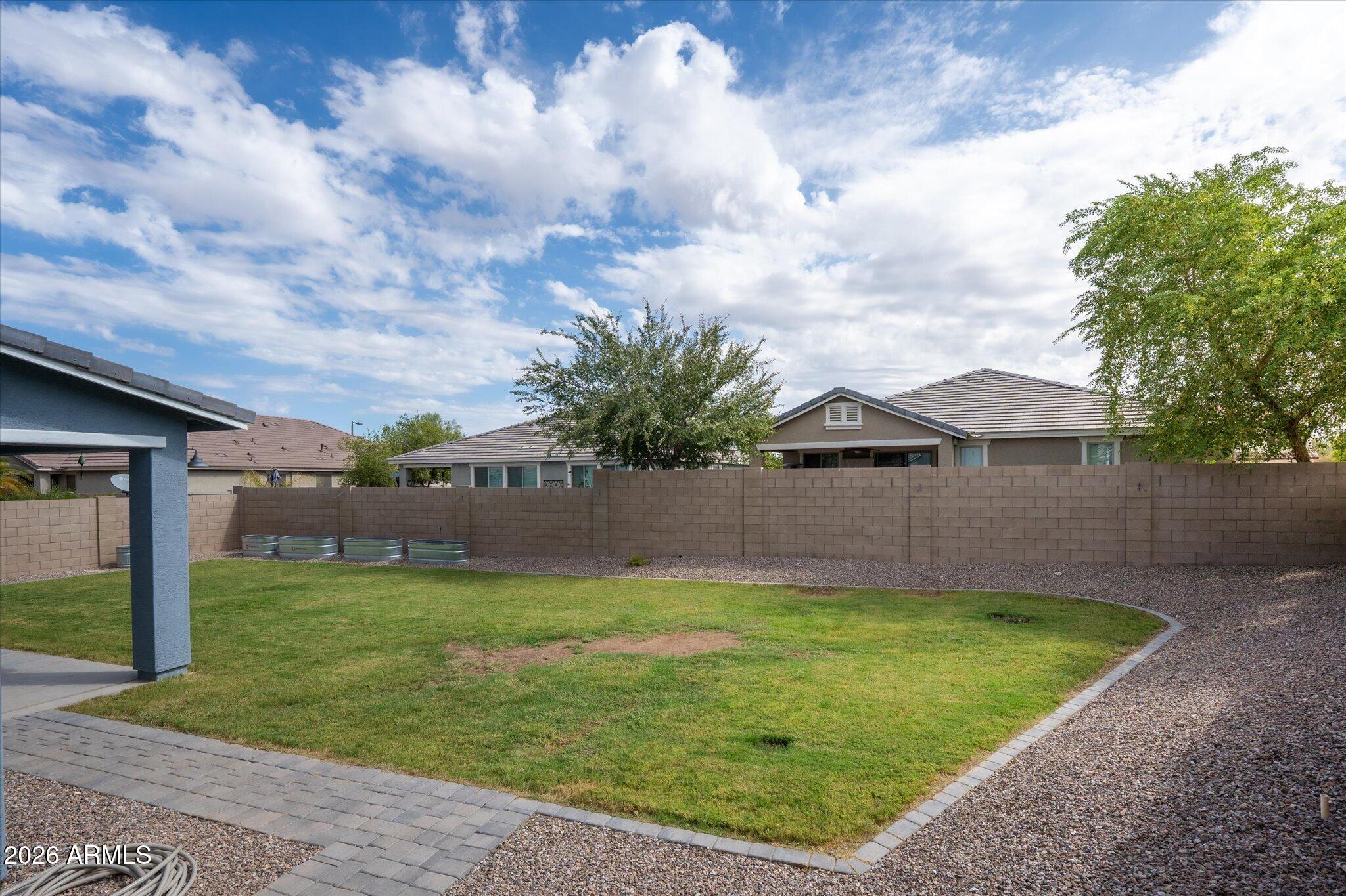 3341 N ARCO