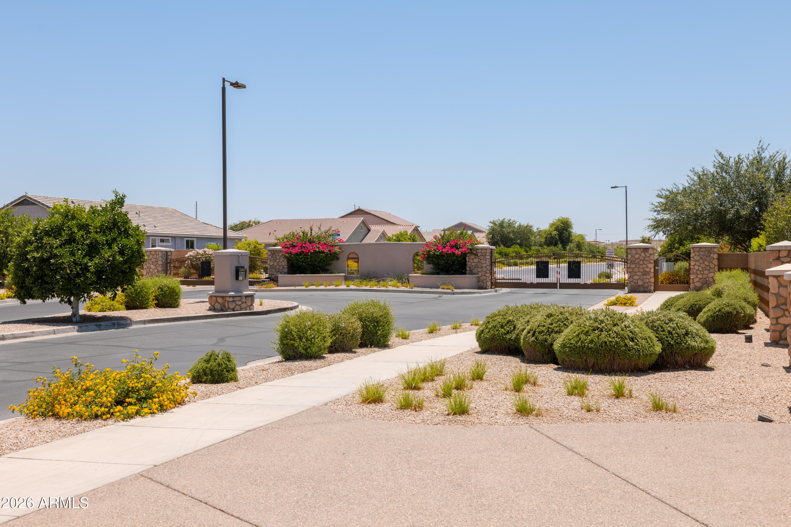 3341 N ARCO