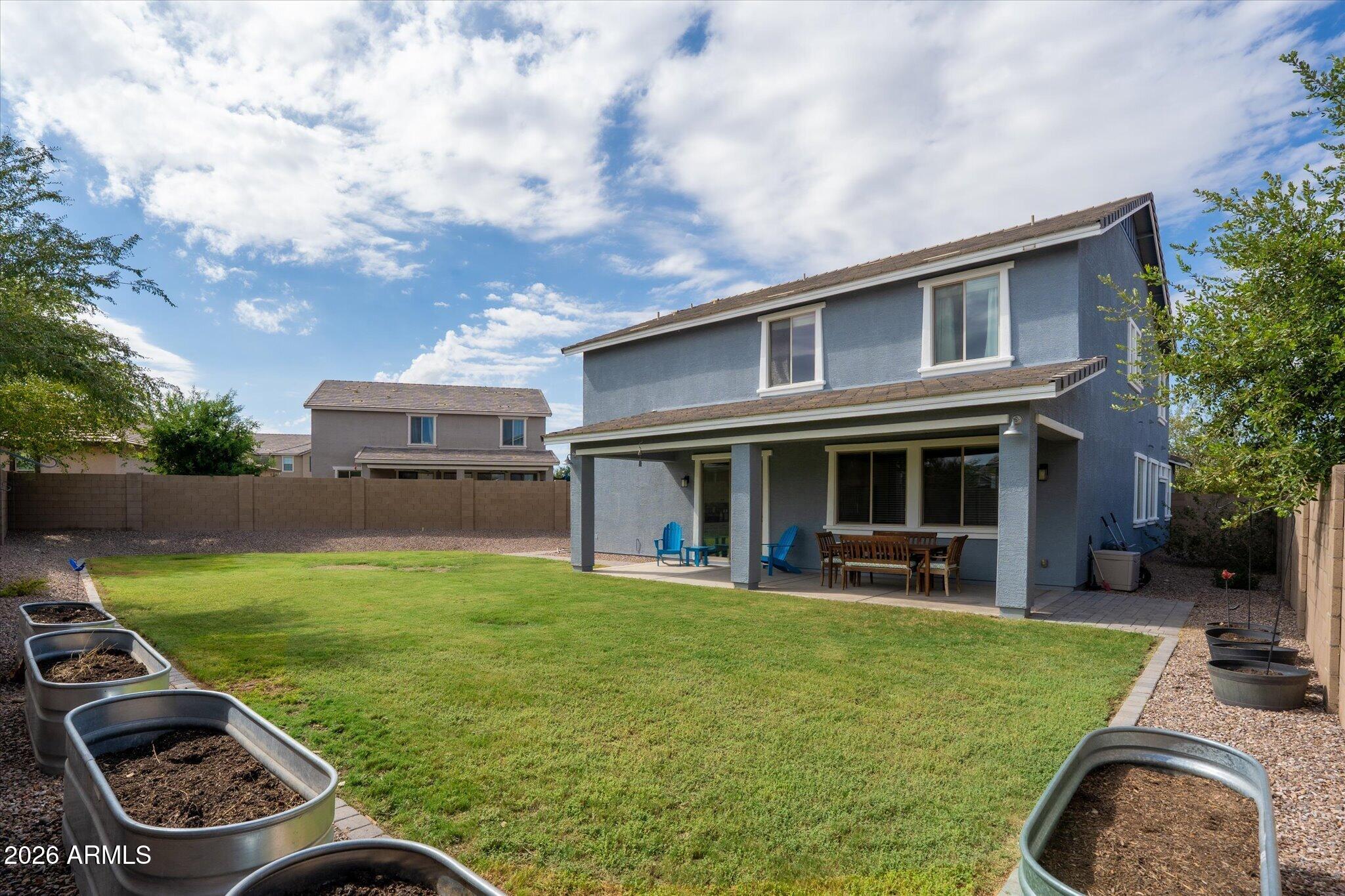 3341 N ARCO