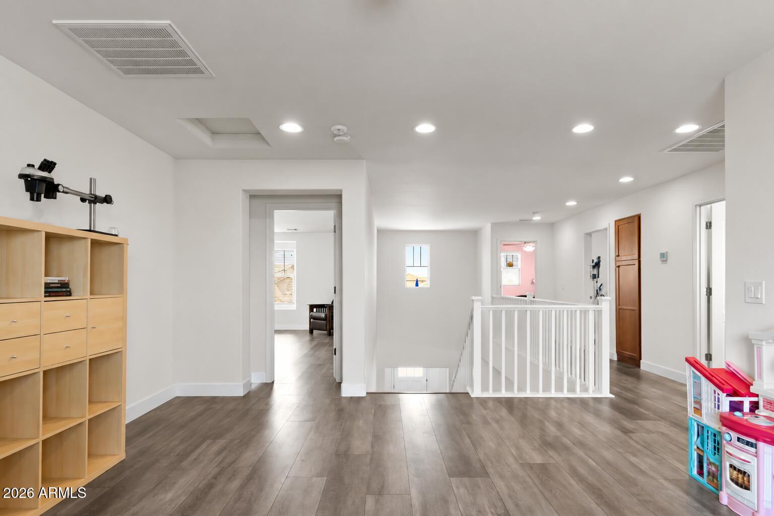 3341 N ARCO