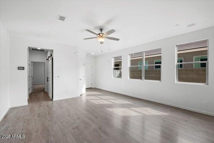 21451 W PALM Lane