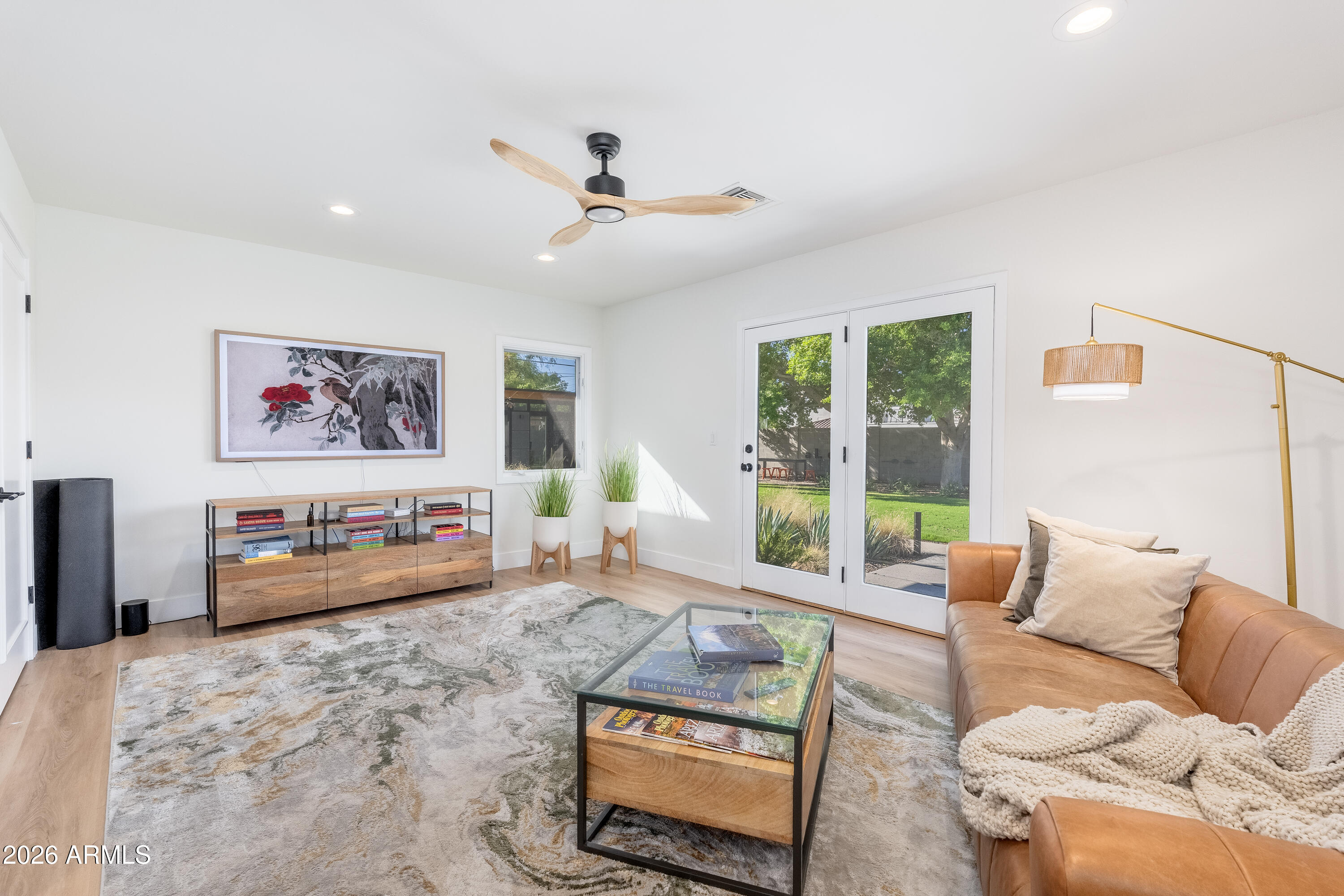 4643 E CALLE DEL MEDIO