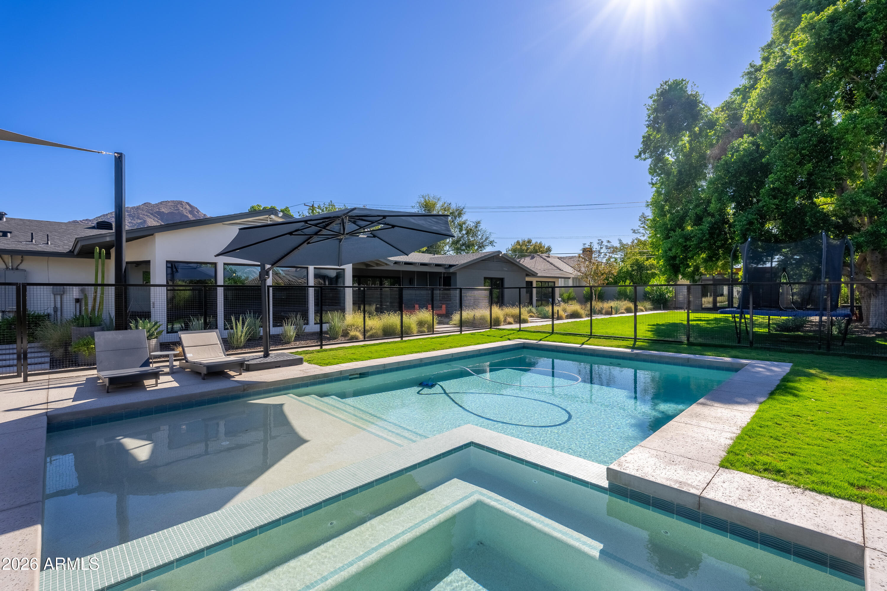 4643 E CALLE DEL MEDIO