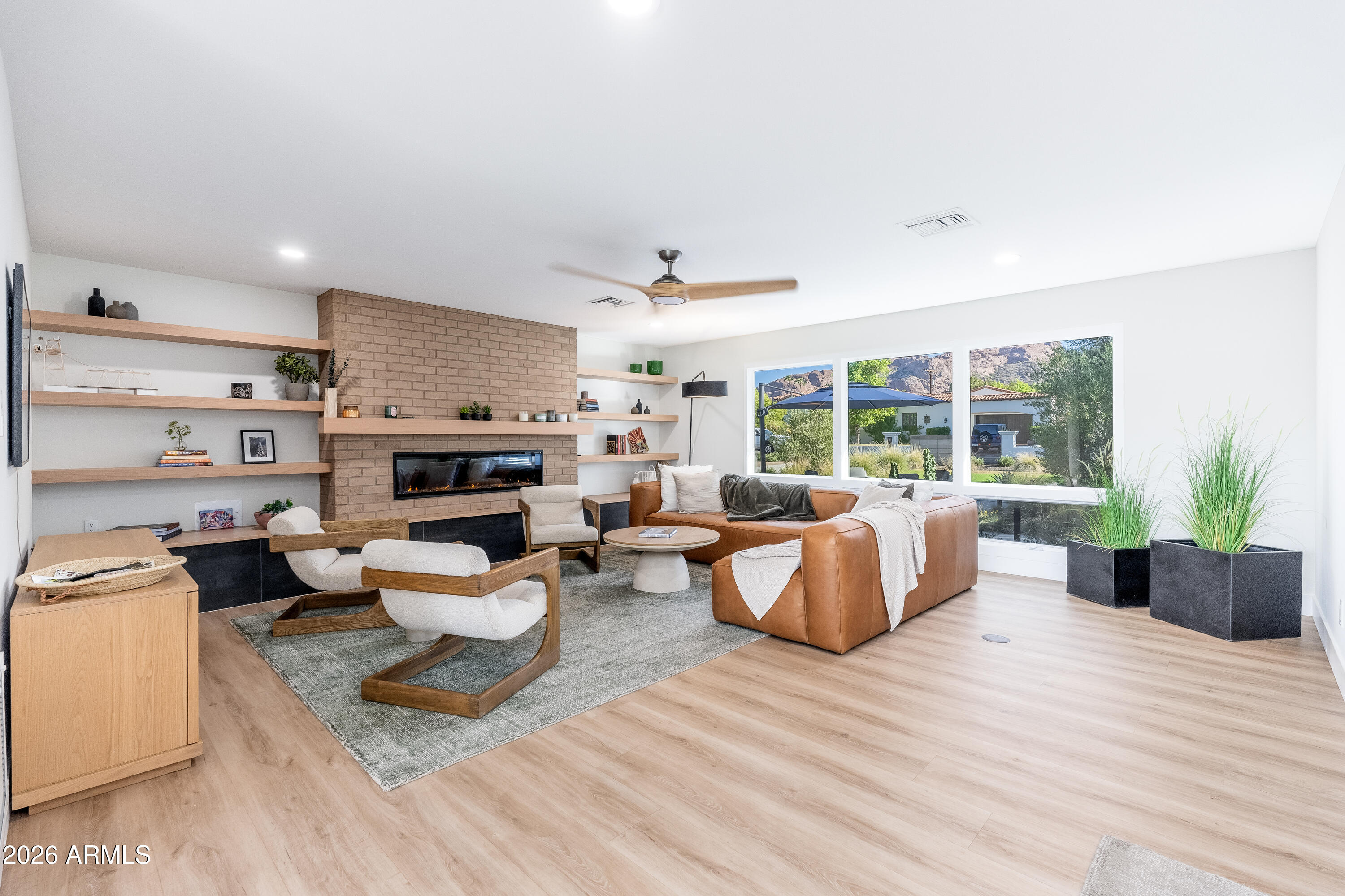 4643 E CALLE DEL MEDIO