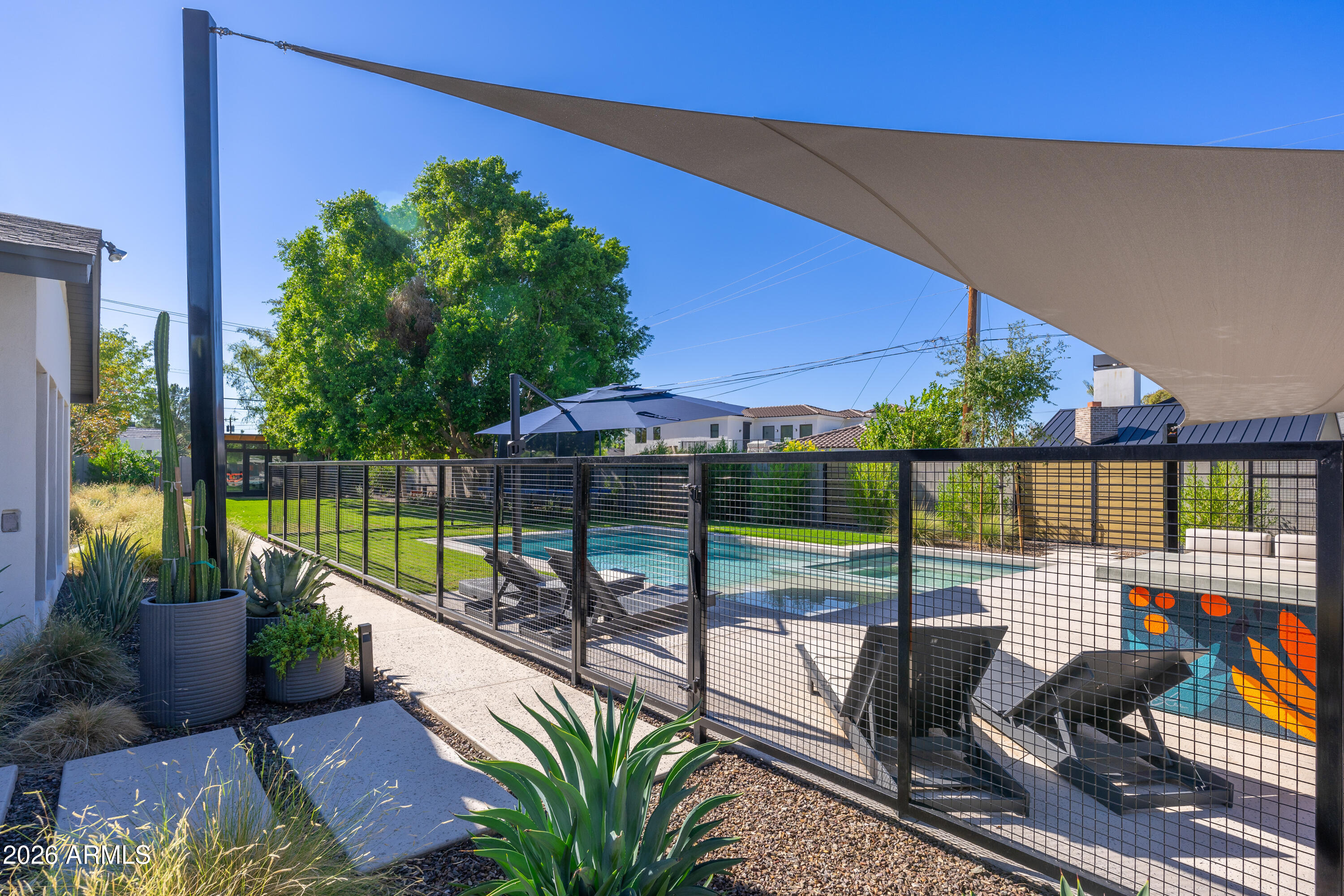 4643 E CALLE DEL MEDIO