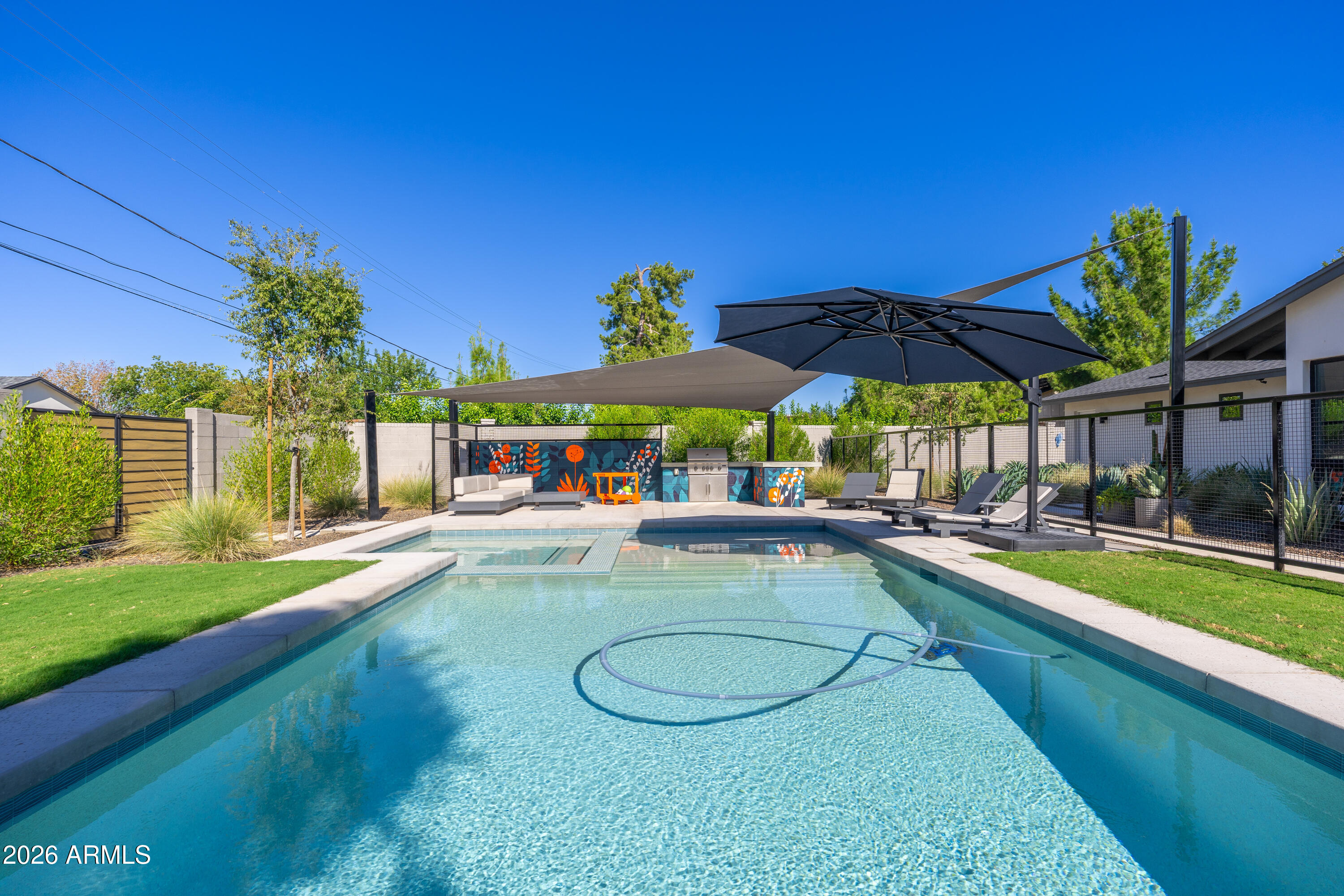 4643 E CALLE DEL MEDIO