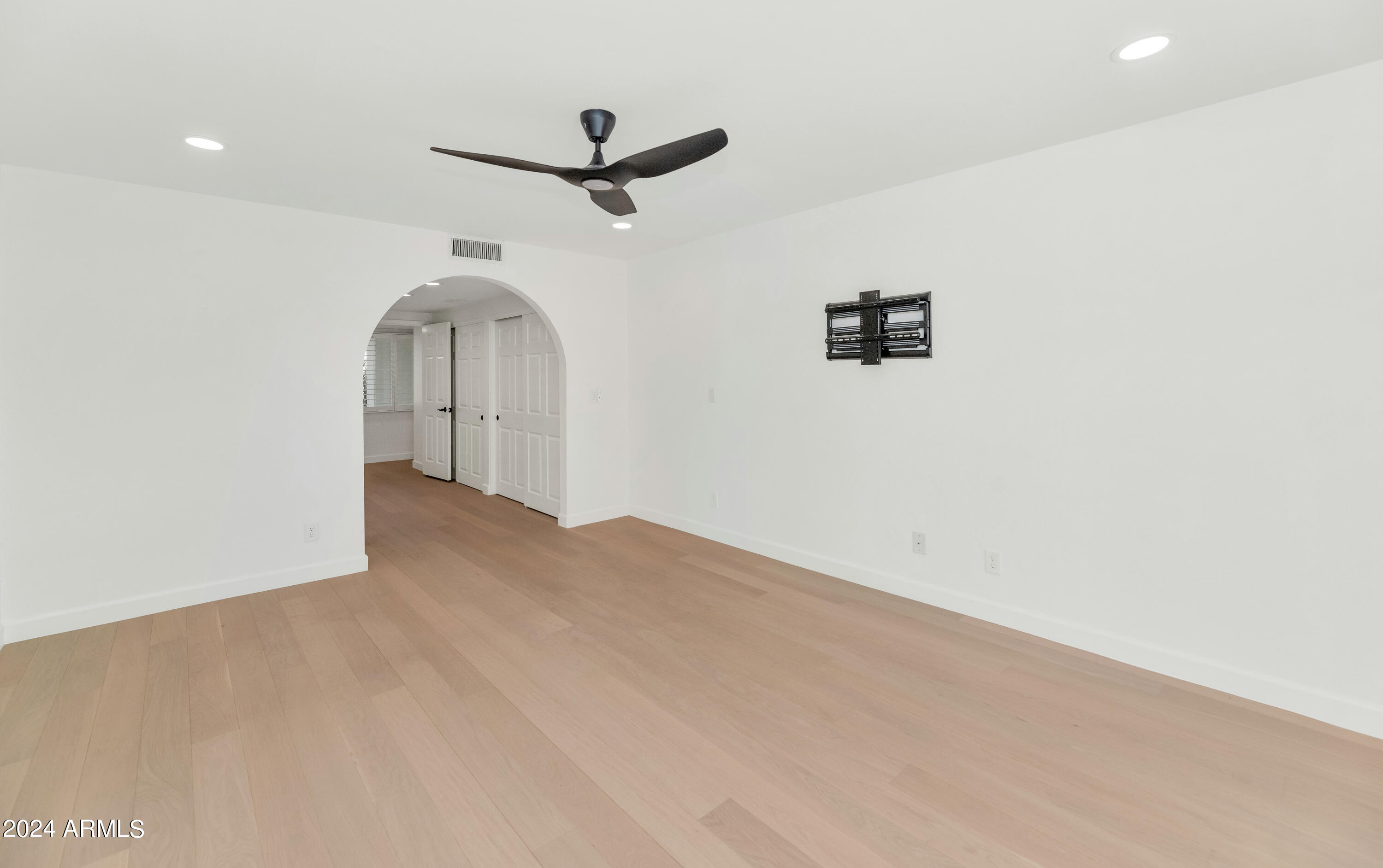8030 E Via Sierra Drive