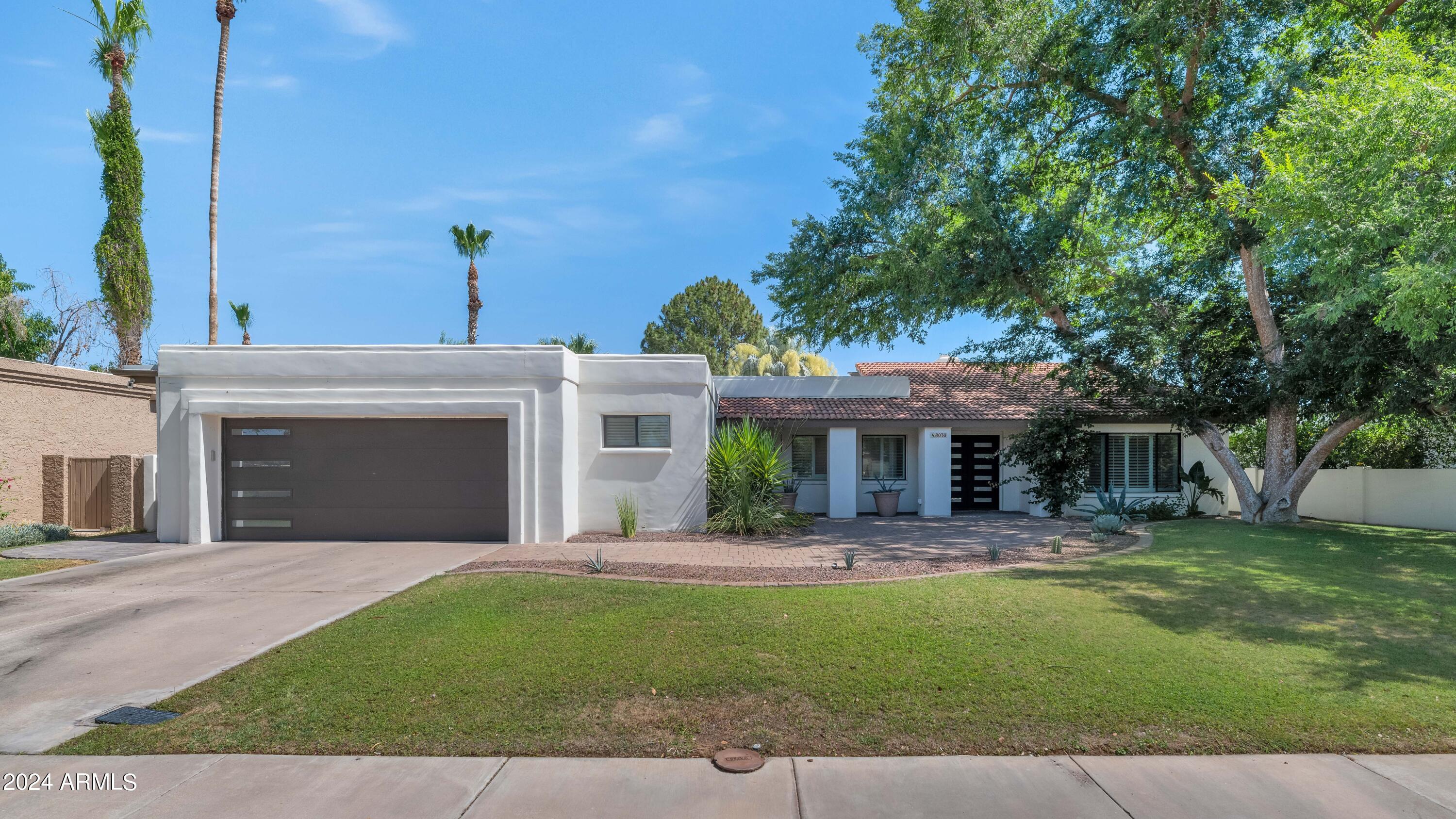 8030 E Via Sierra Drive