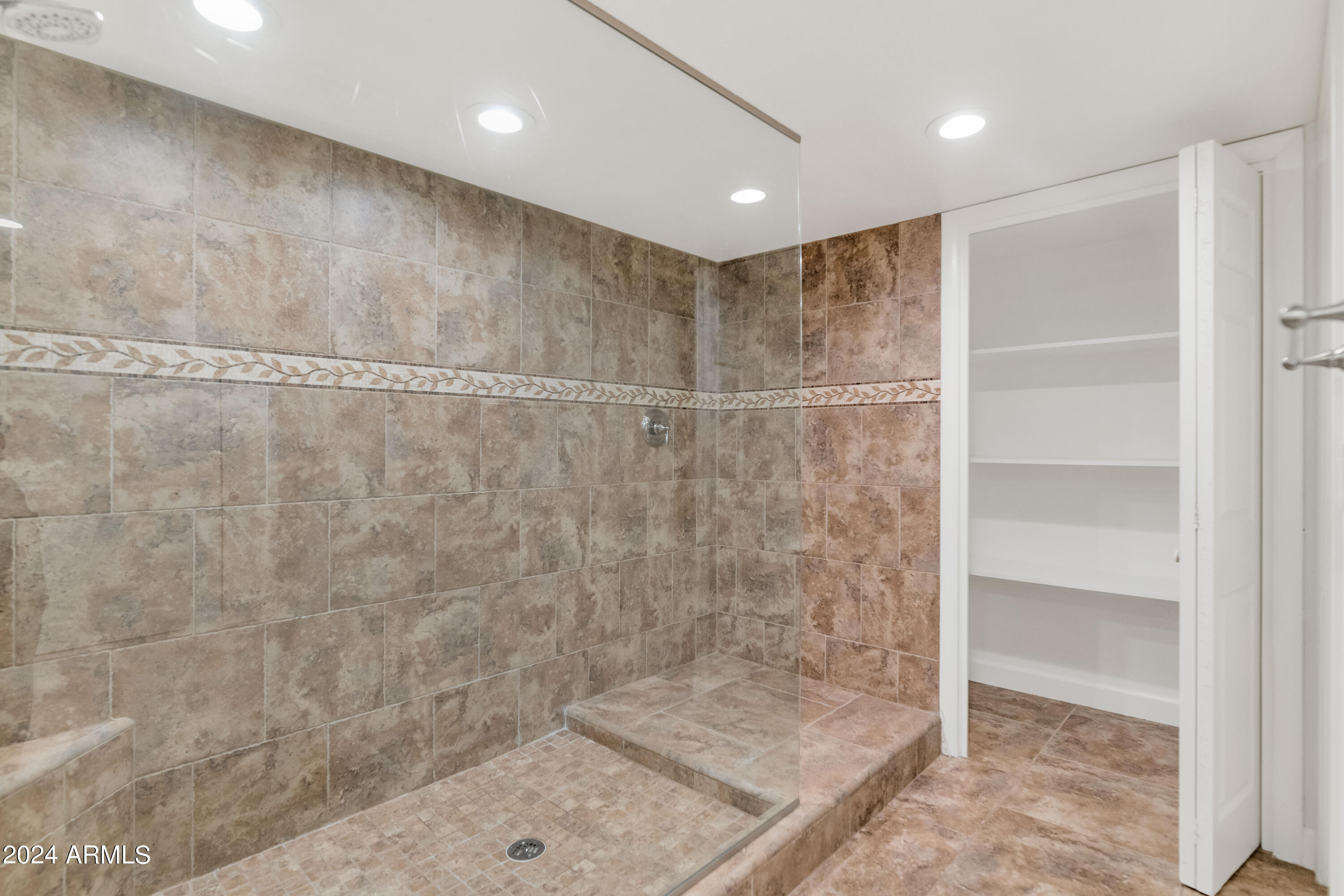 8030 E Via Sierra Drive