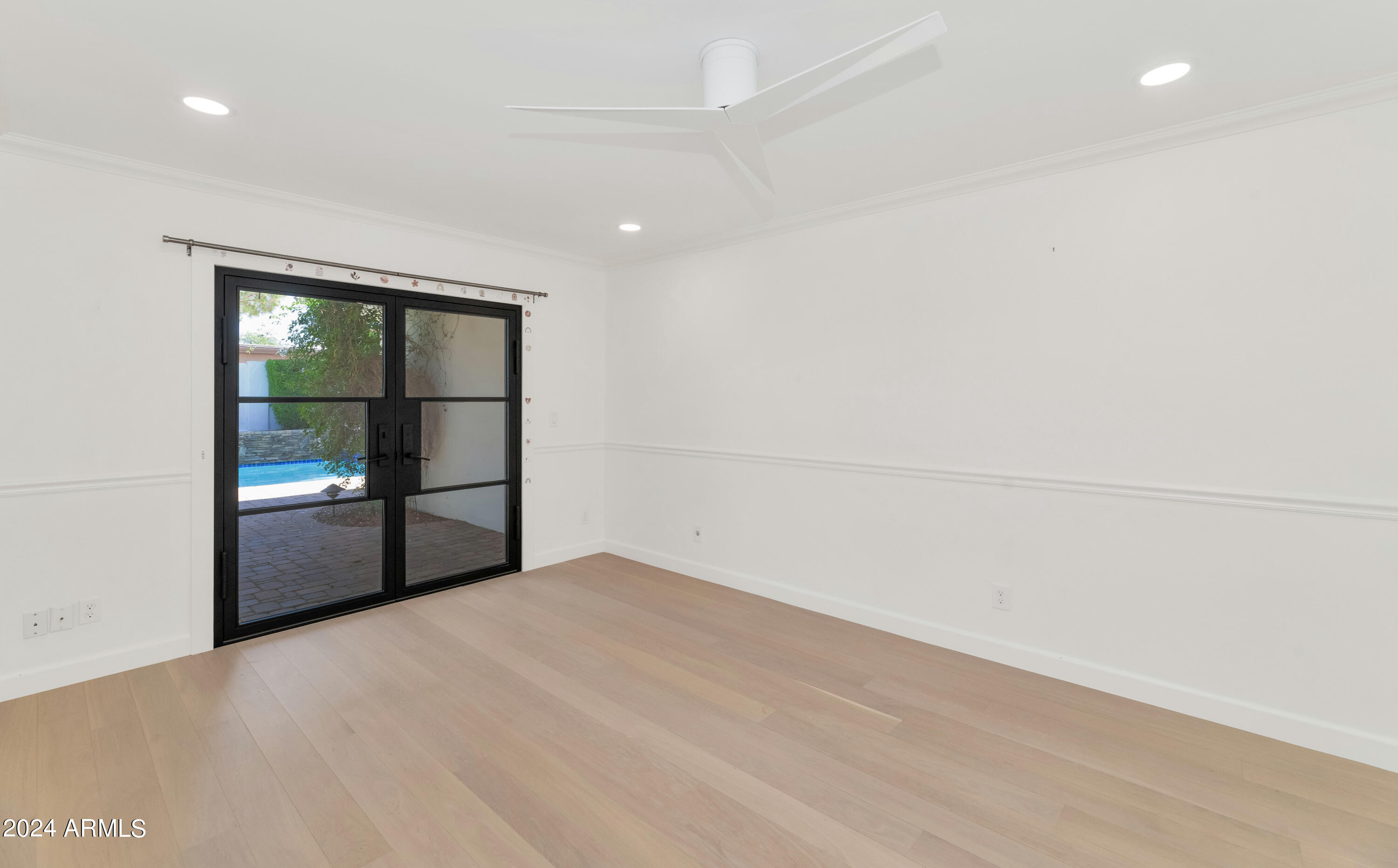 8030 E Via Sierra Drive