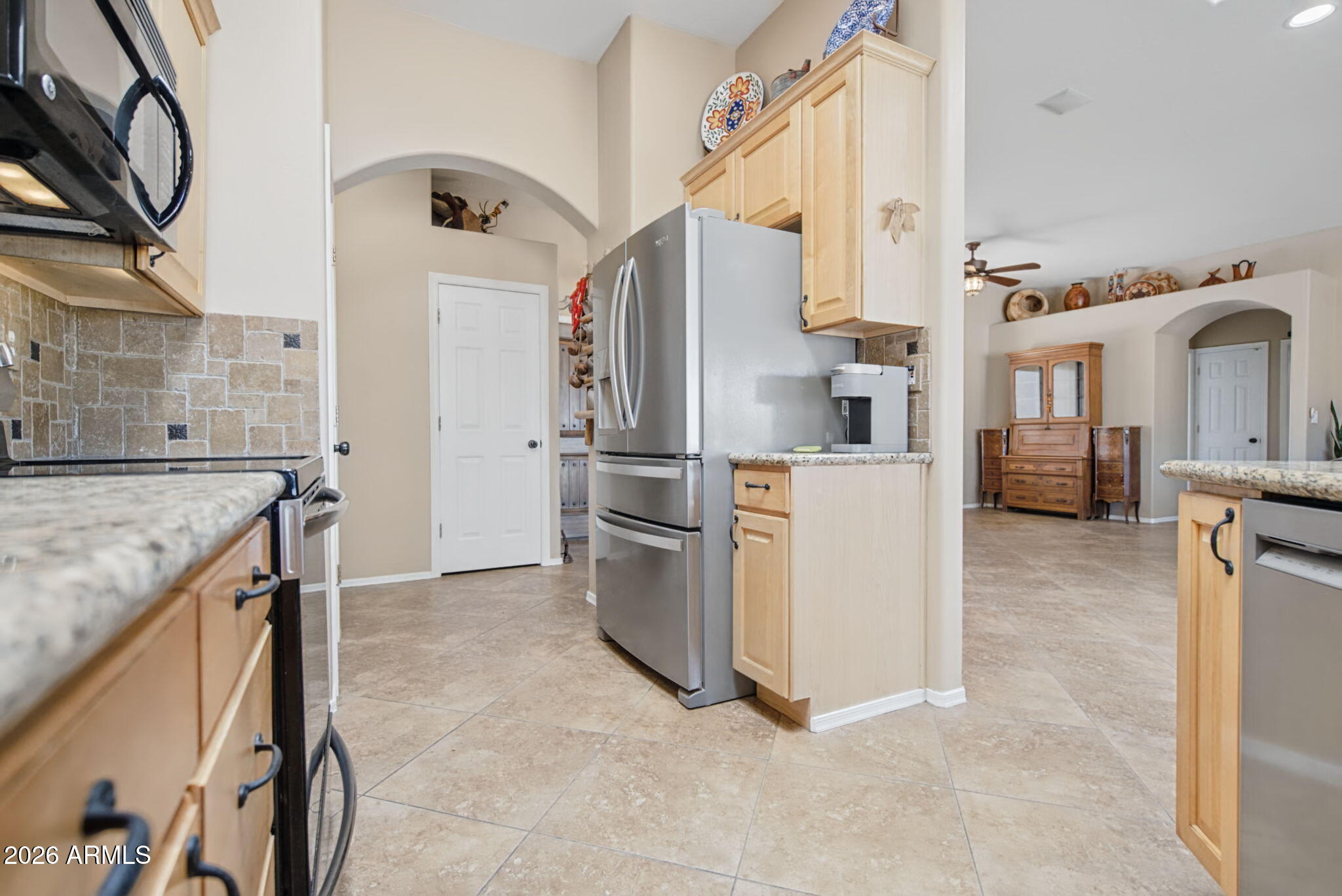 2818 W Tanya Trail