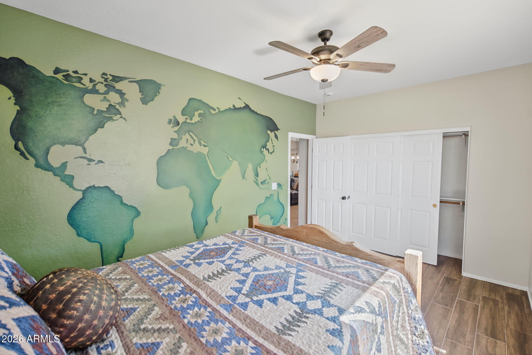 2818 W Tanya Trail