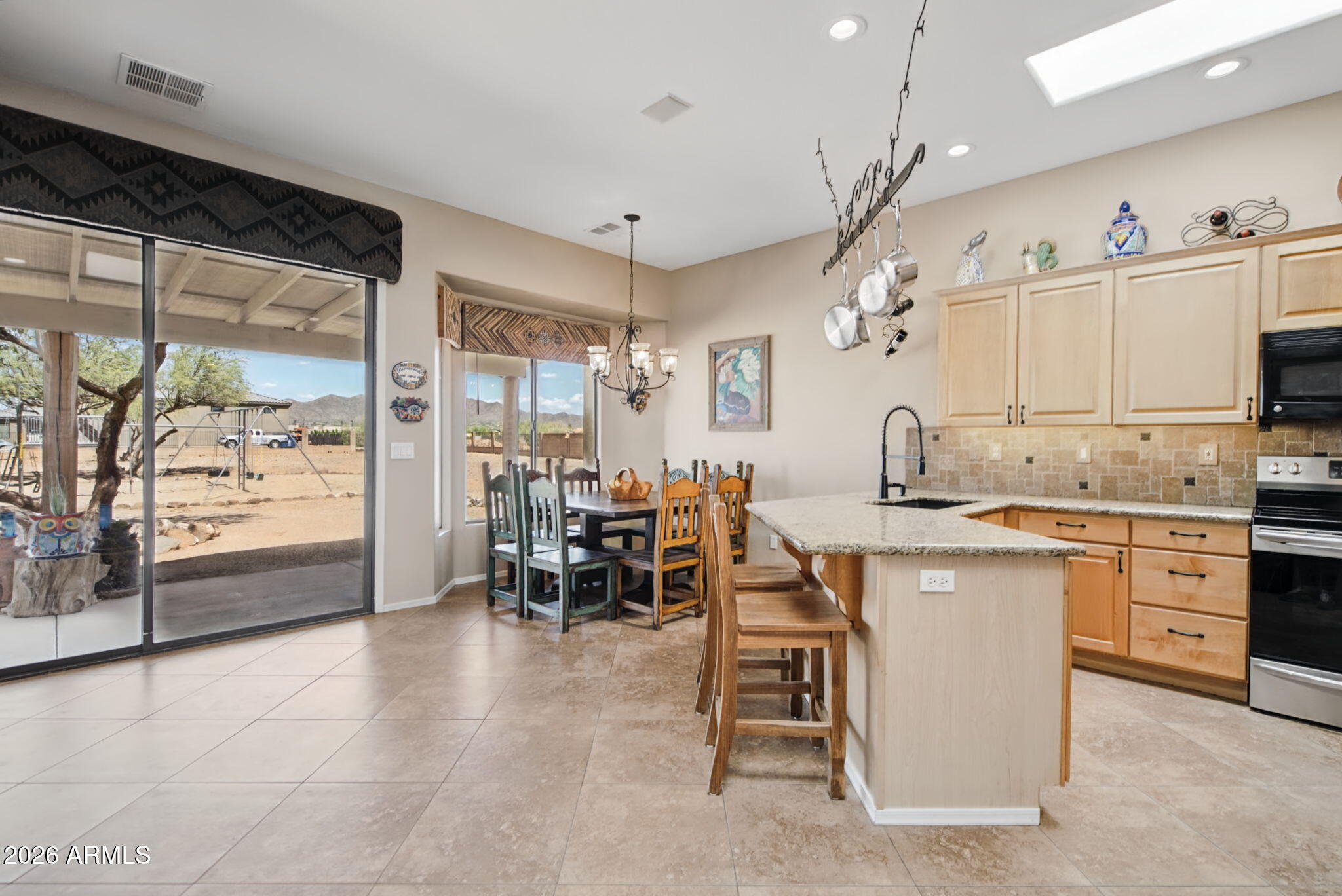 2818 W Tanya Trail