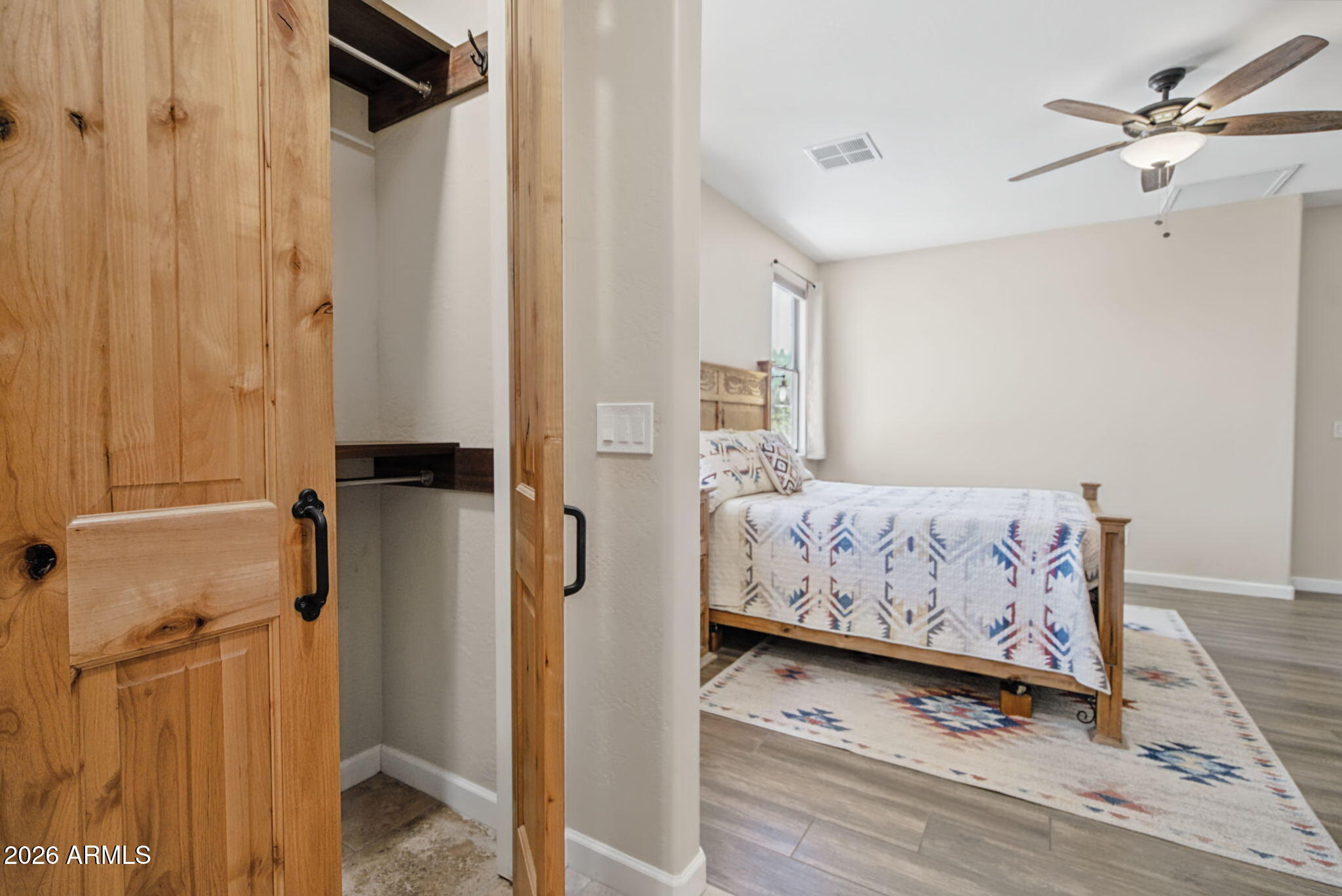 2818 W Tanya Trail
