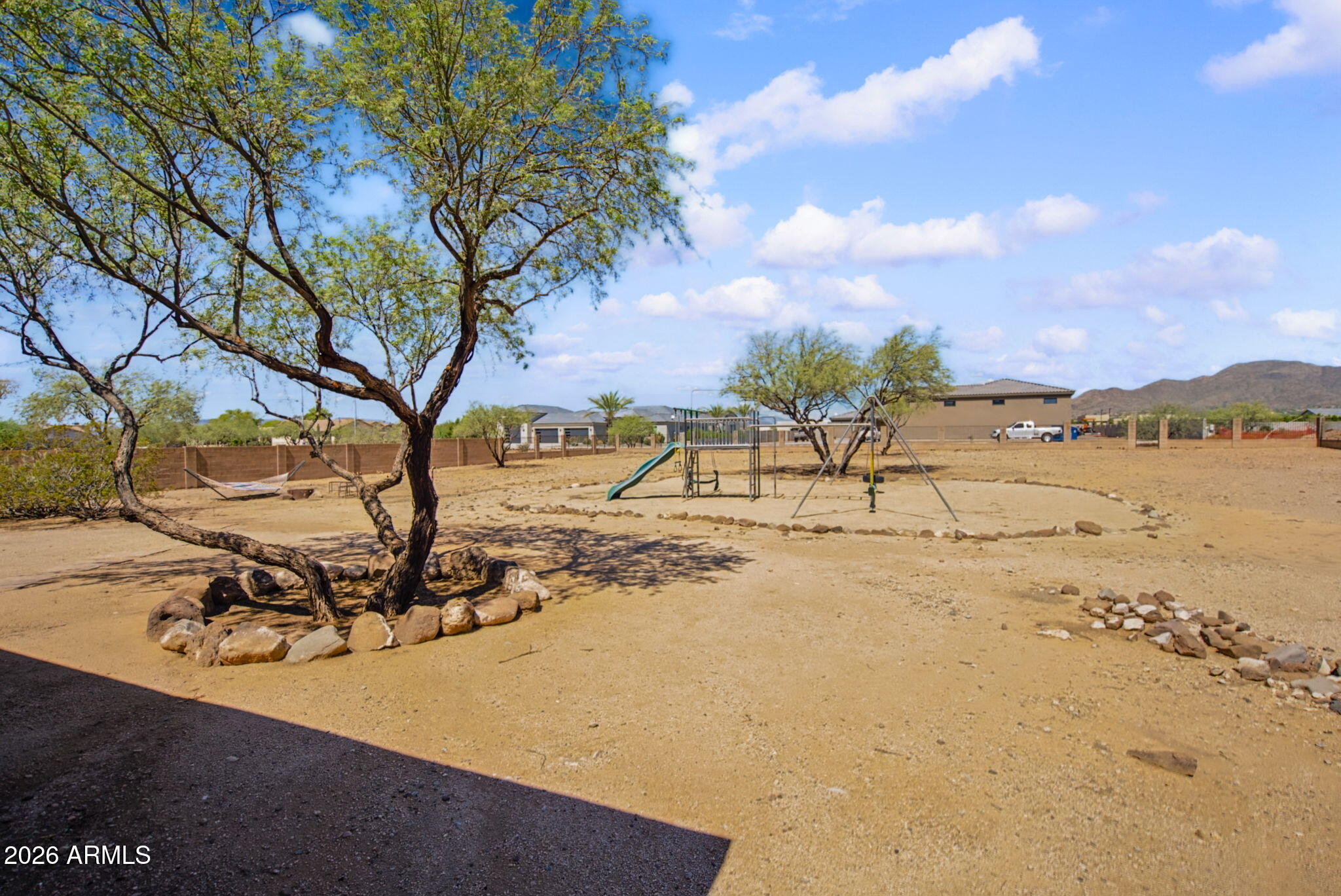 2818 W Tanya Trail