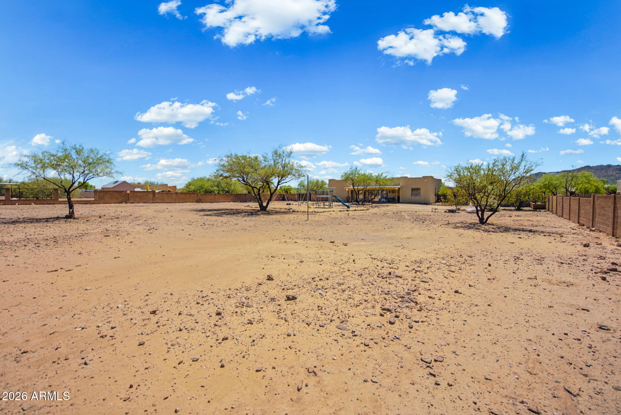 2818 W Tanya Trail