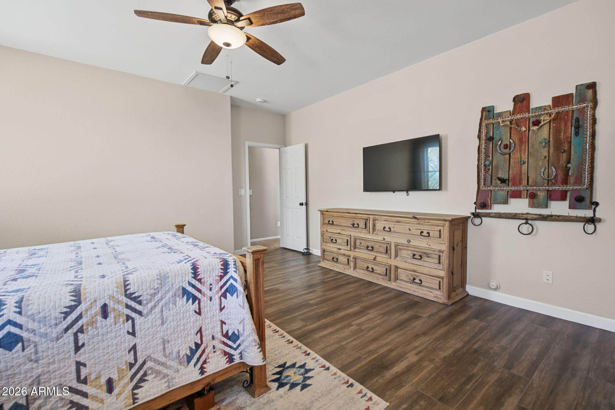 2818 W Tanya Trail
