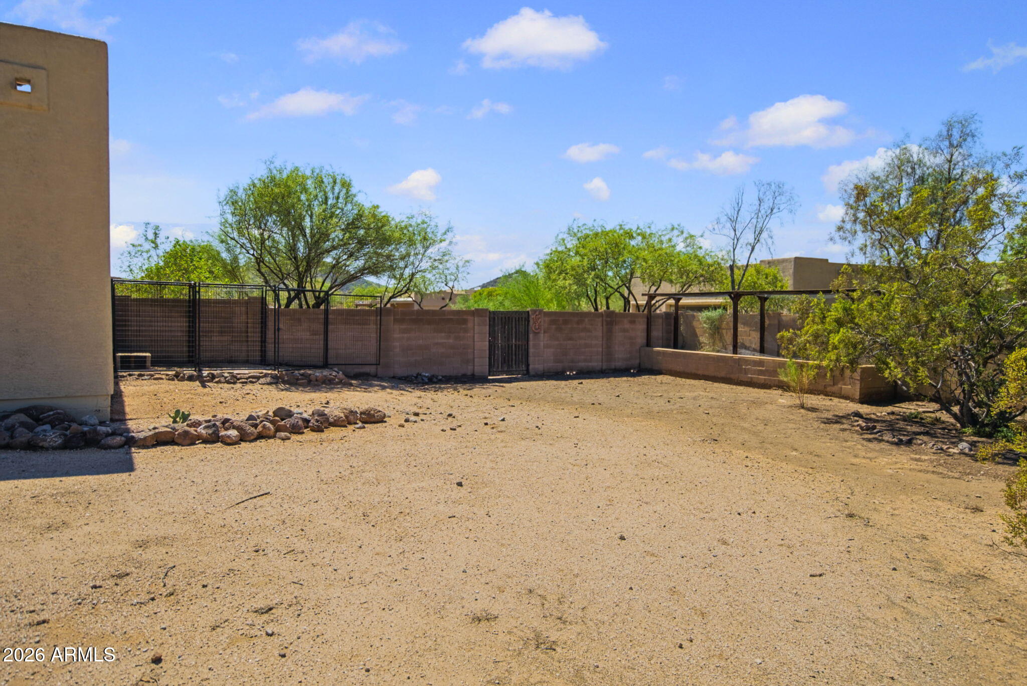 2818 W Tanya Trail