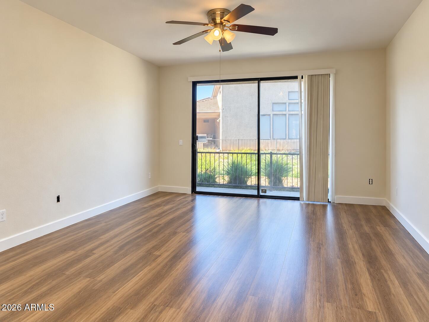 705 W QUEEN CREEK Road 1127