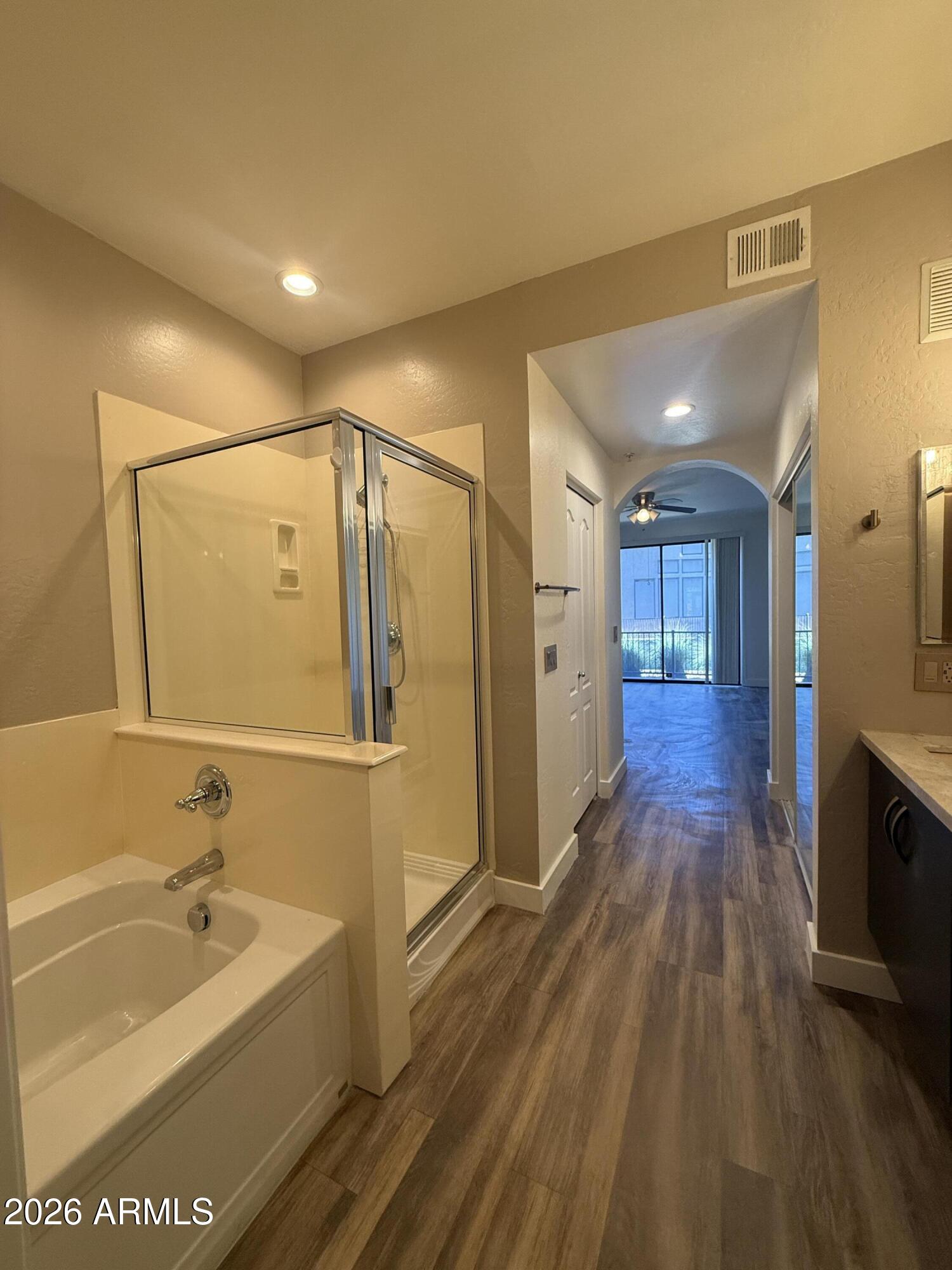 705 W QUEEN CREEK Road 1127