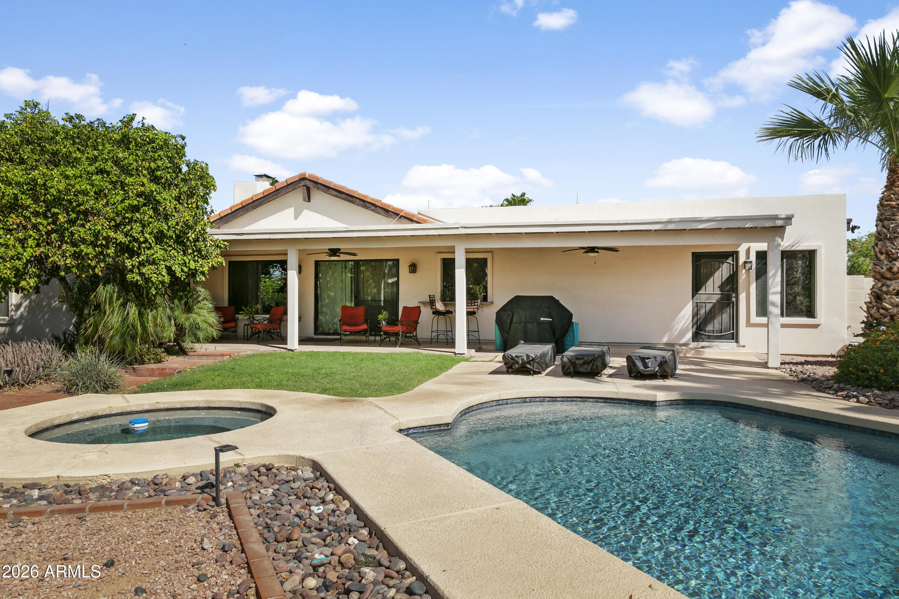 6031 E LUDLOW Drive
