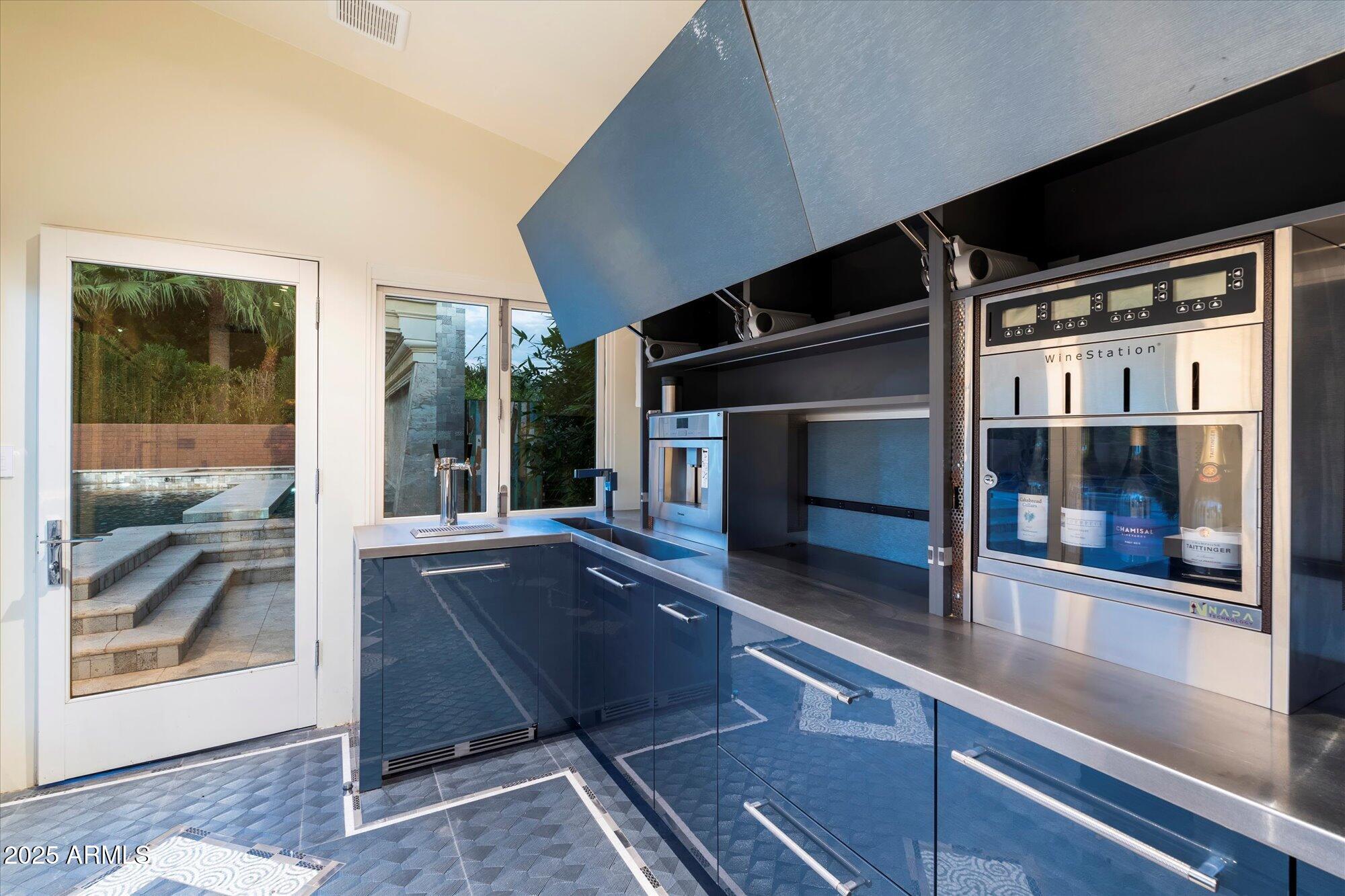 341 E MONTE VISTA Road