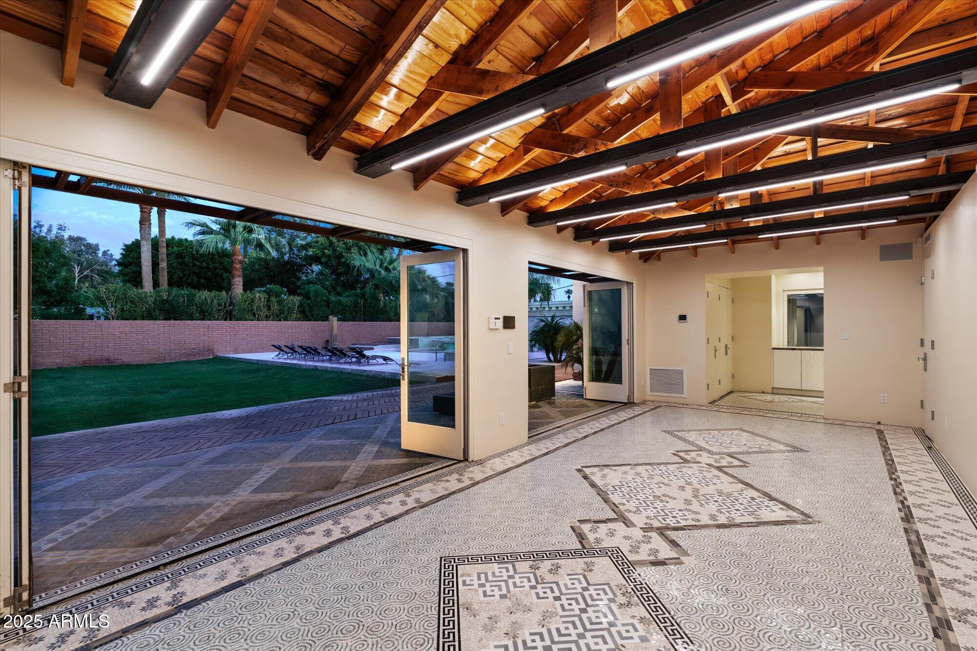 341 E MONTE VISTA Road