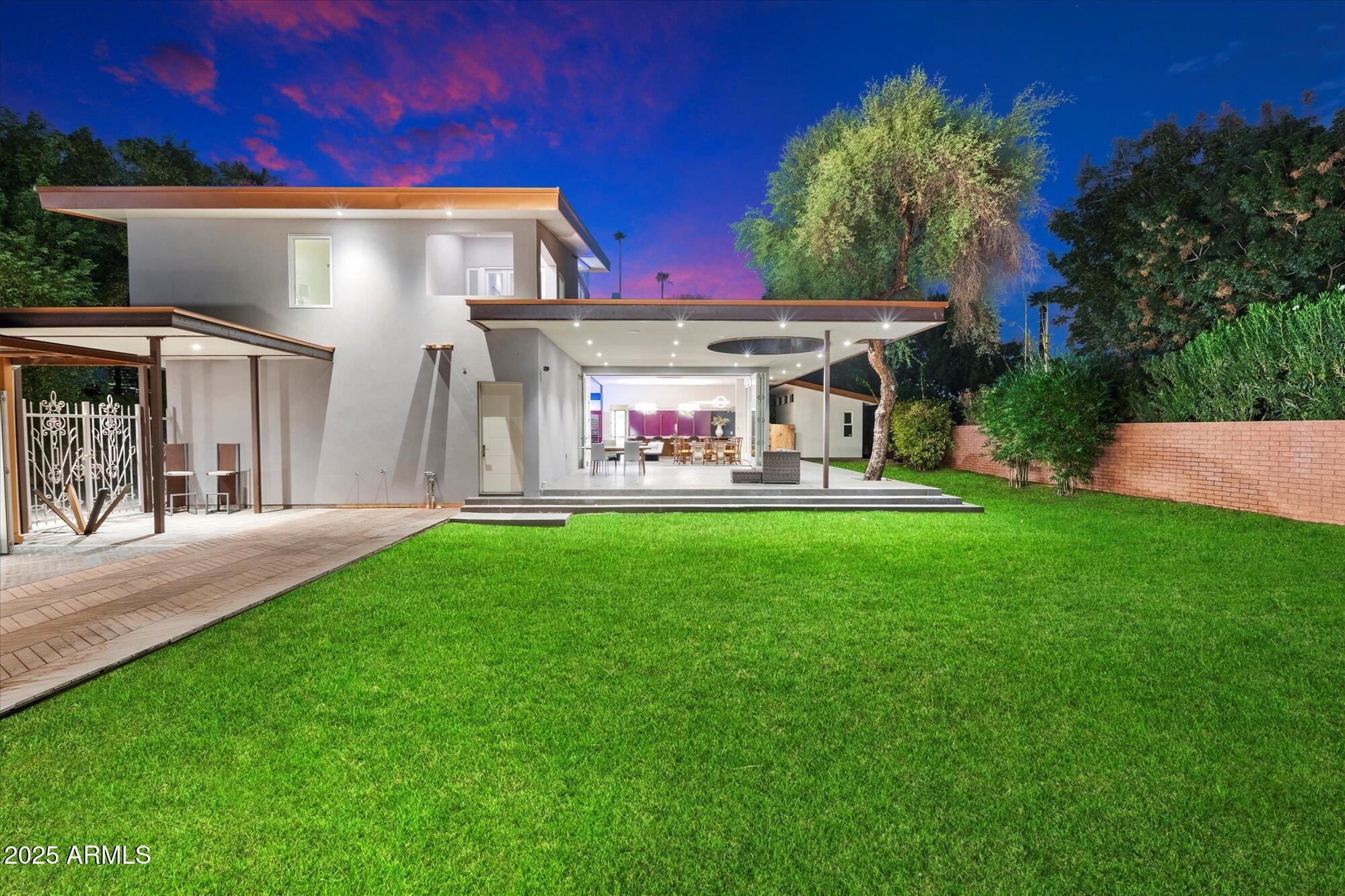 341 E MONTE VISTA Road