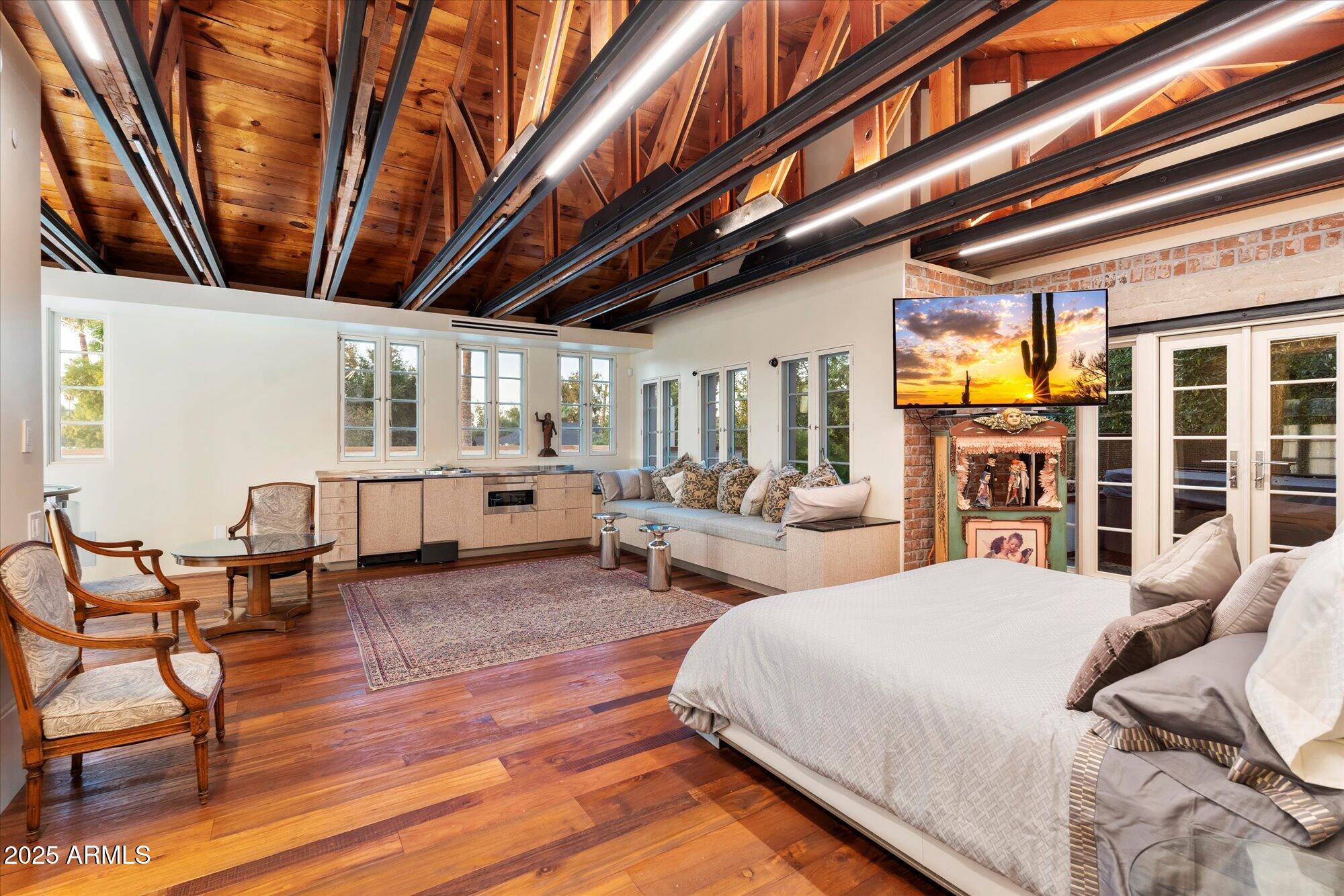 341 E MONTE VISTA Road