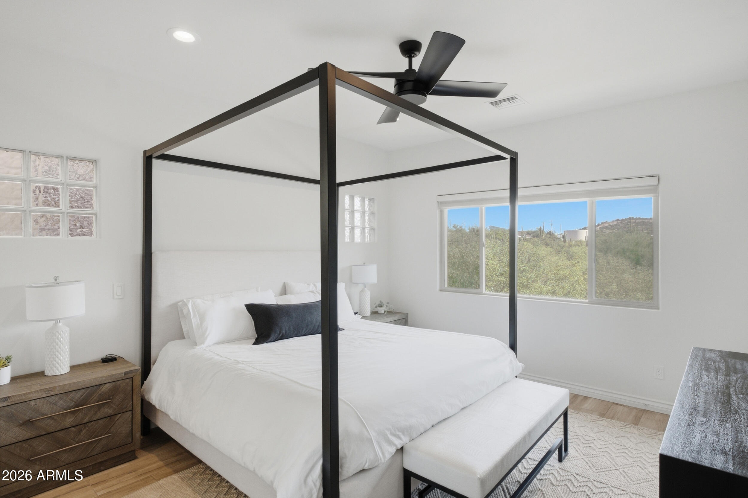 6145 E CAVE CREEK Road Unit: 207