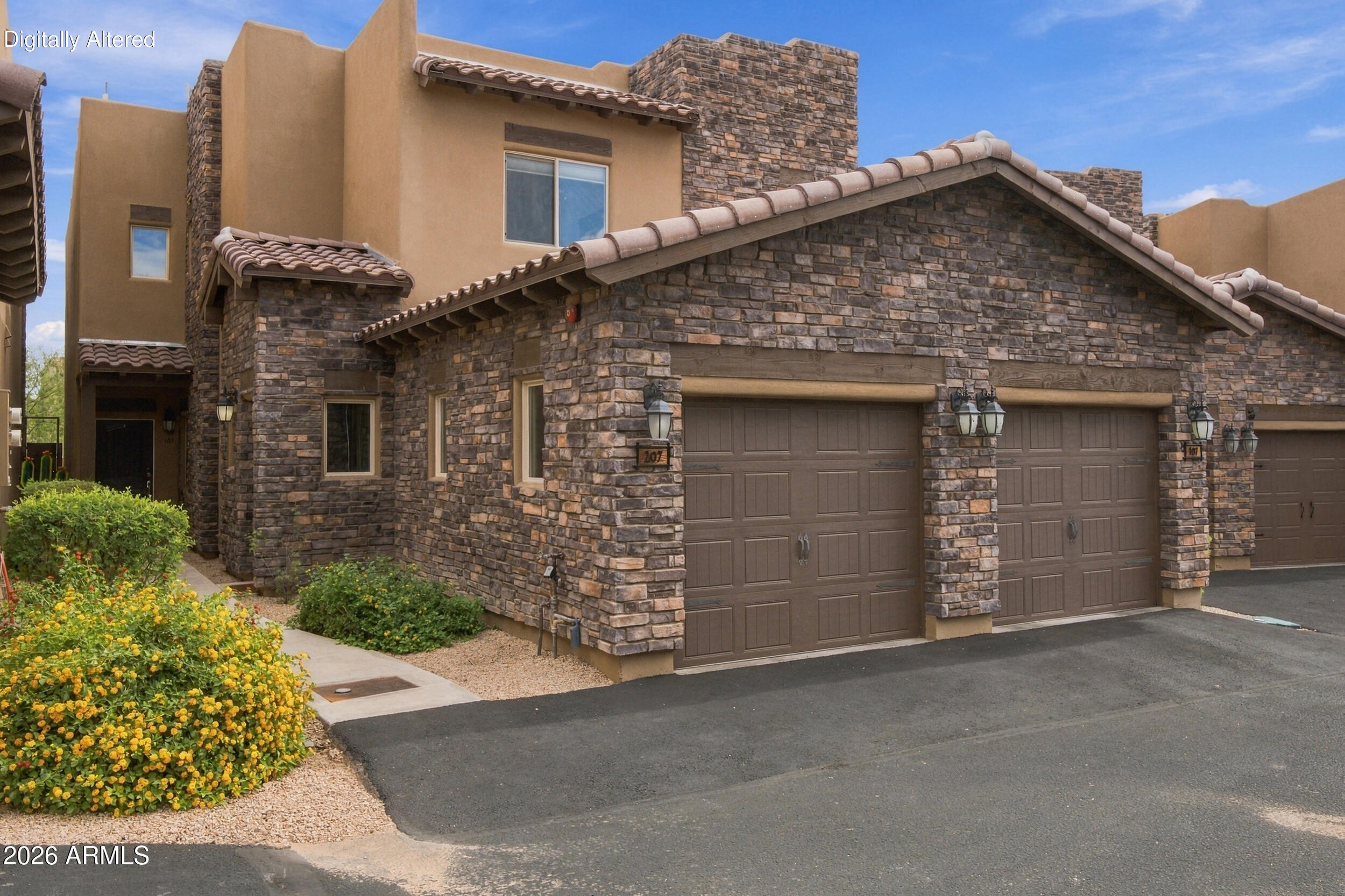6145 E CAVE CREEK Road Unit: 207