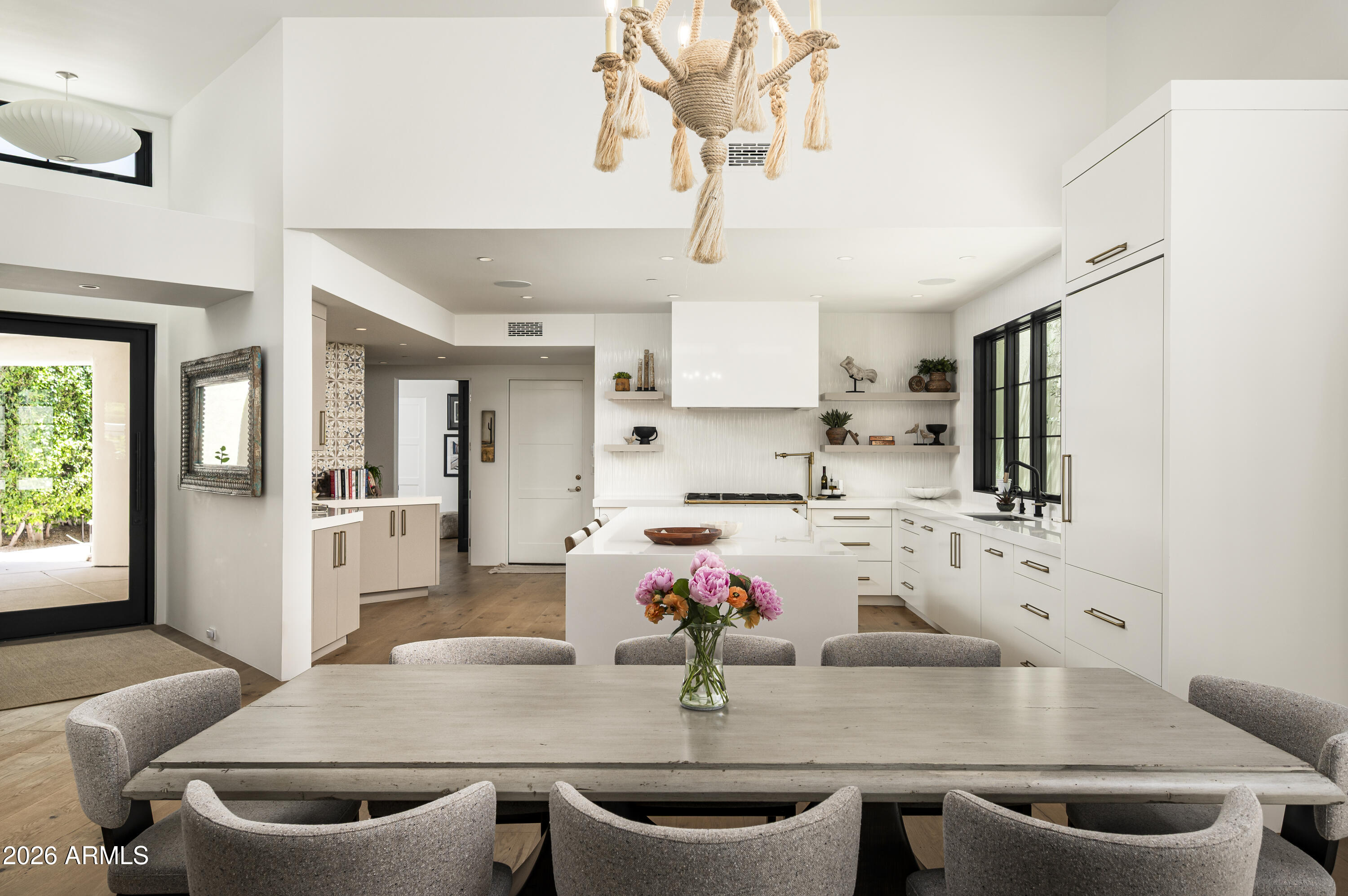 5101 N CASA BLANCA Drive 305
