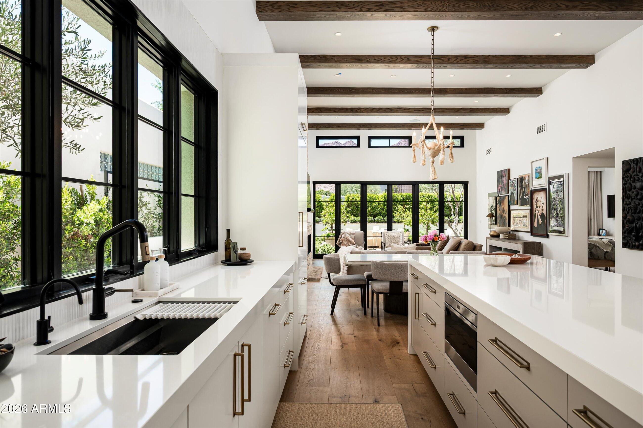 5101 N CASA BLANCA Drive 305