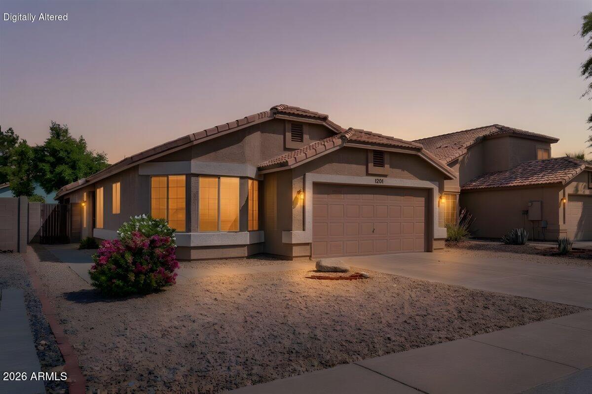 1201 N Woodburne Drive