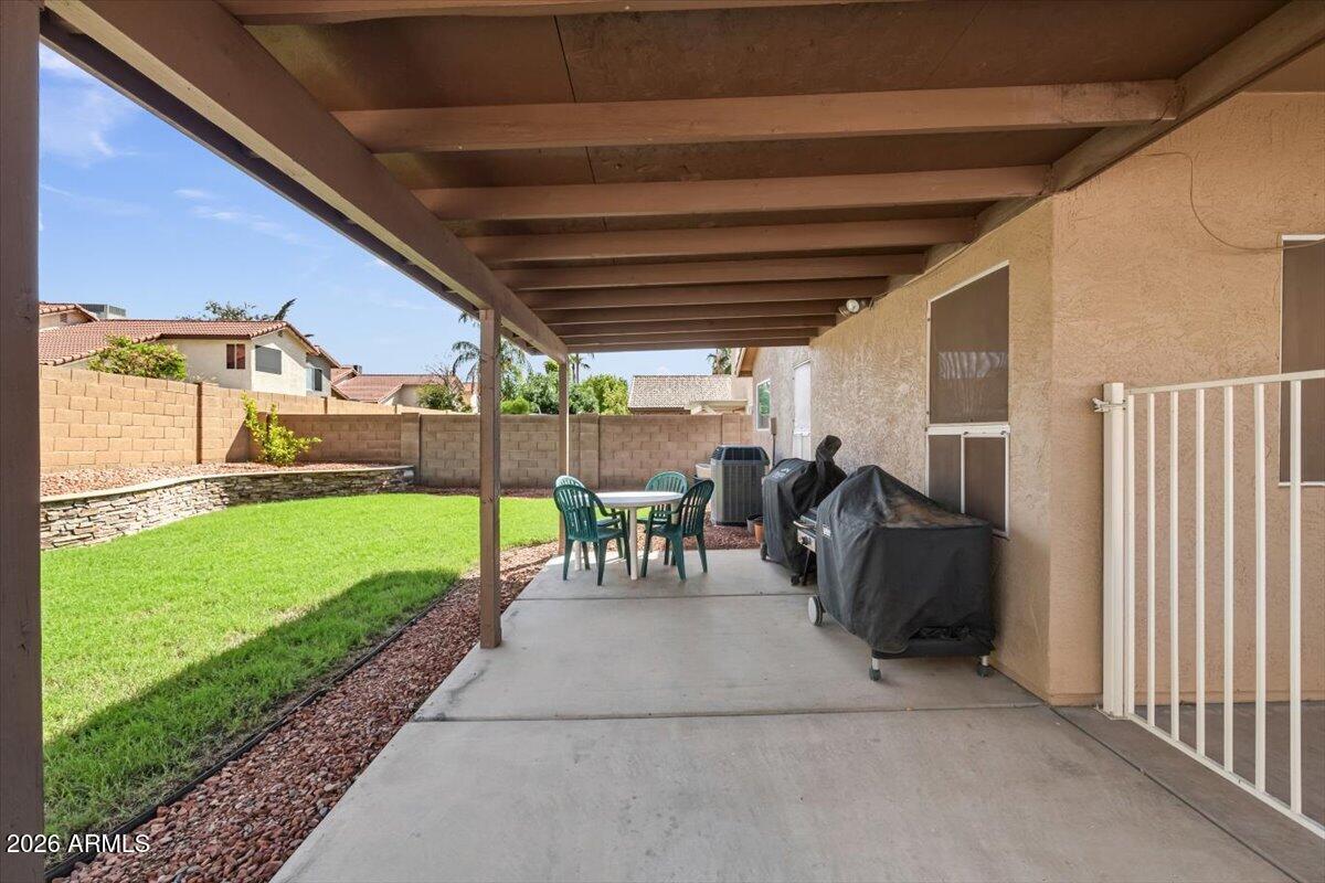 1201 N Woodburne Drive