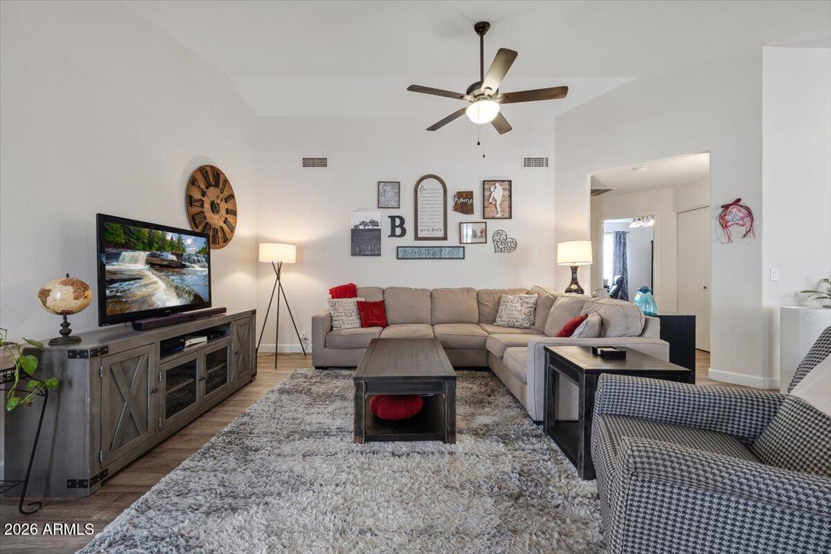 1201 N Woodburne Drive