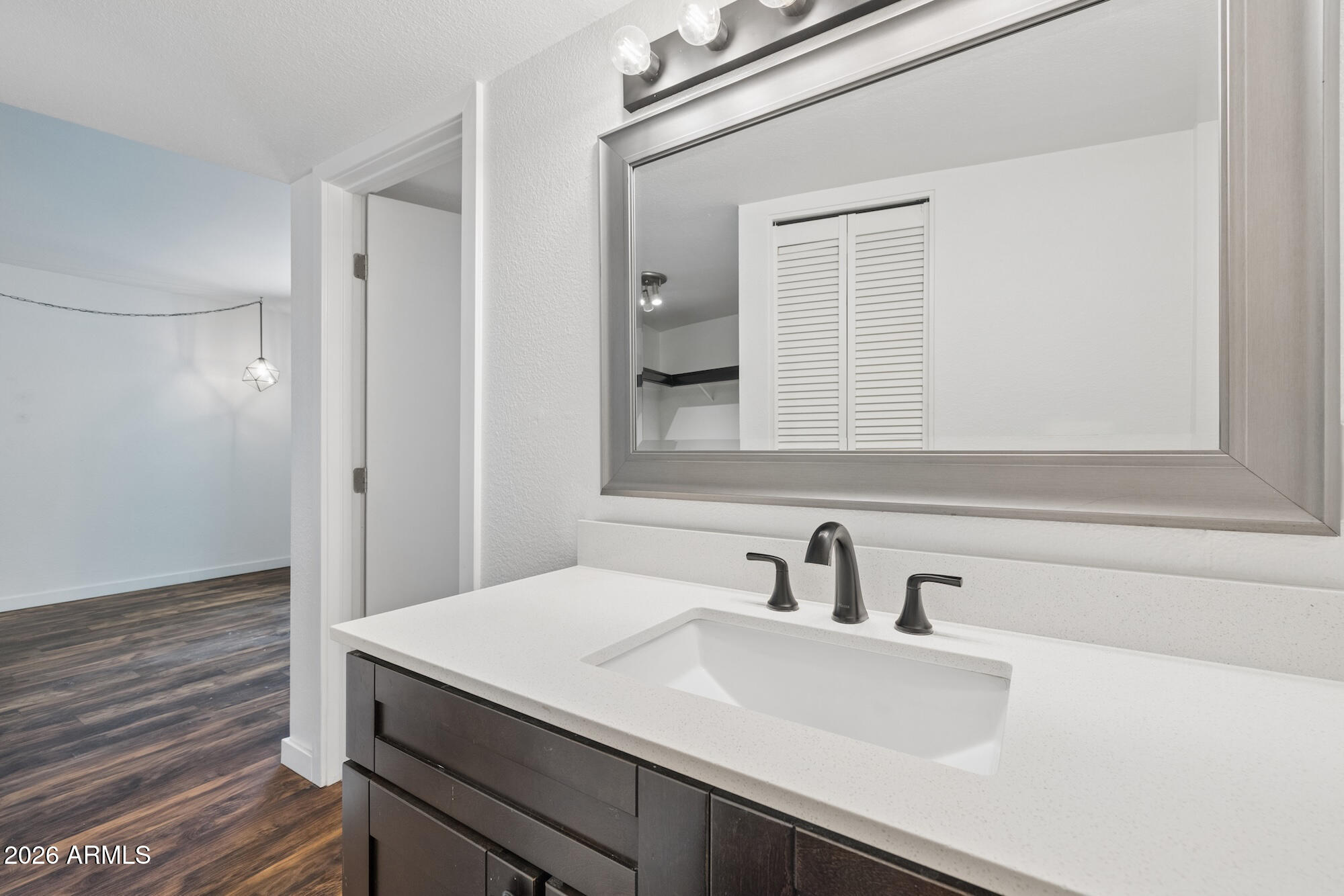 385 W PIERSON Street B4