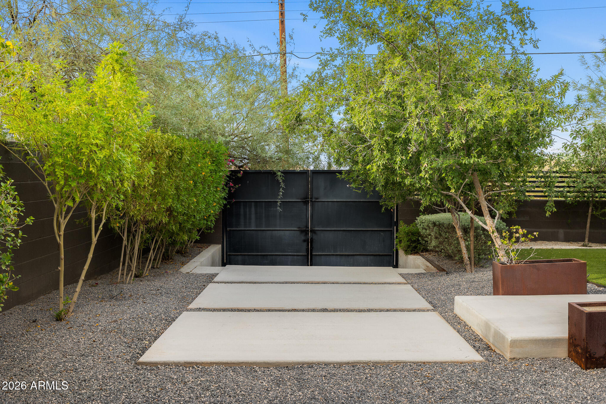 3350 E HIGHLINE CANAL Road