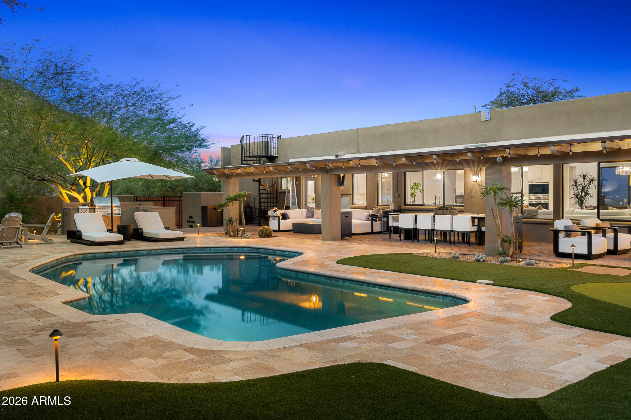 5849 E HUMMINGBIRD Lane