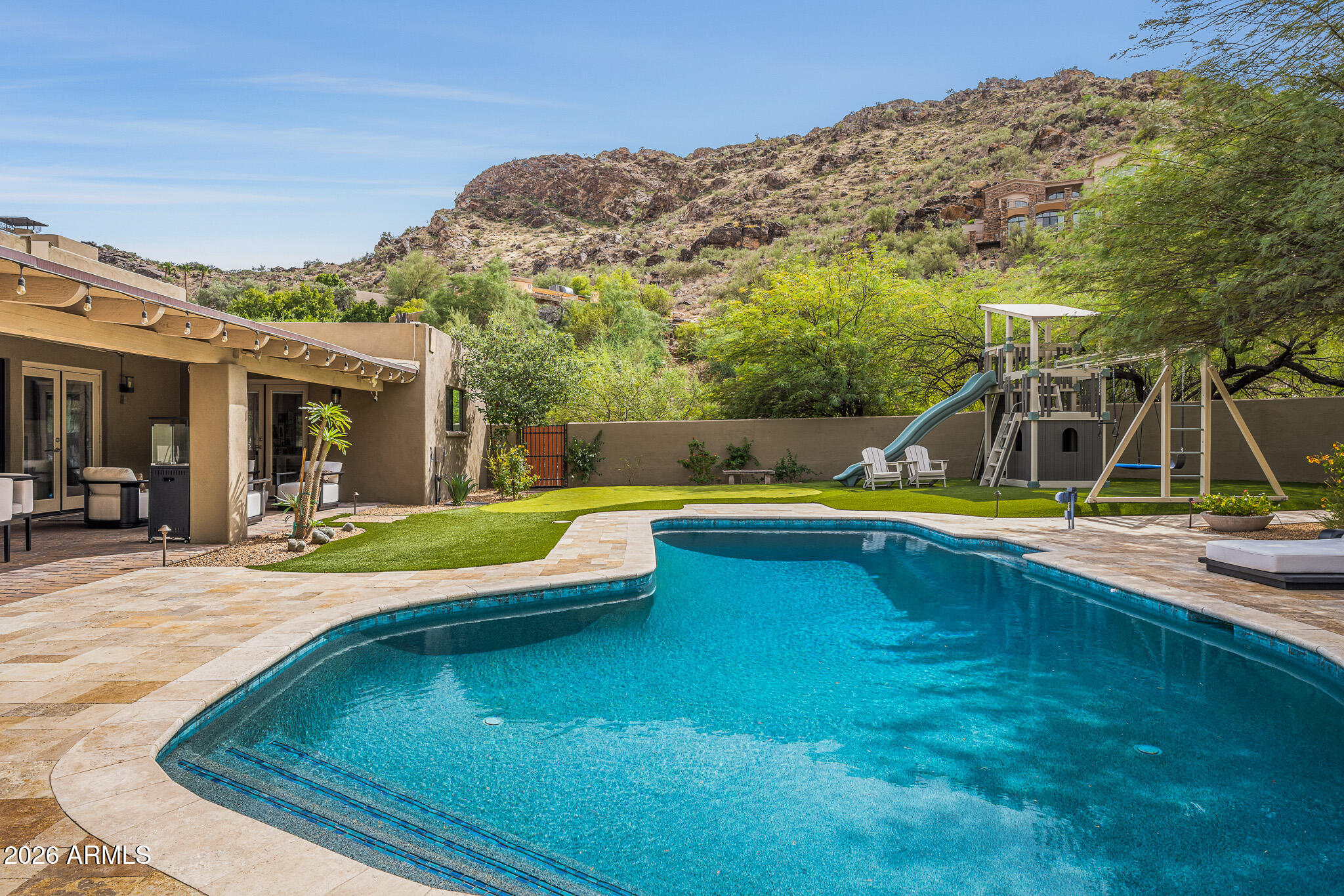 5849 E HUMMINGBIRD Lane