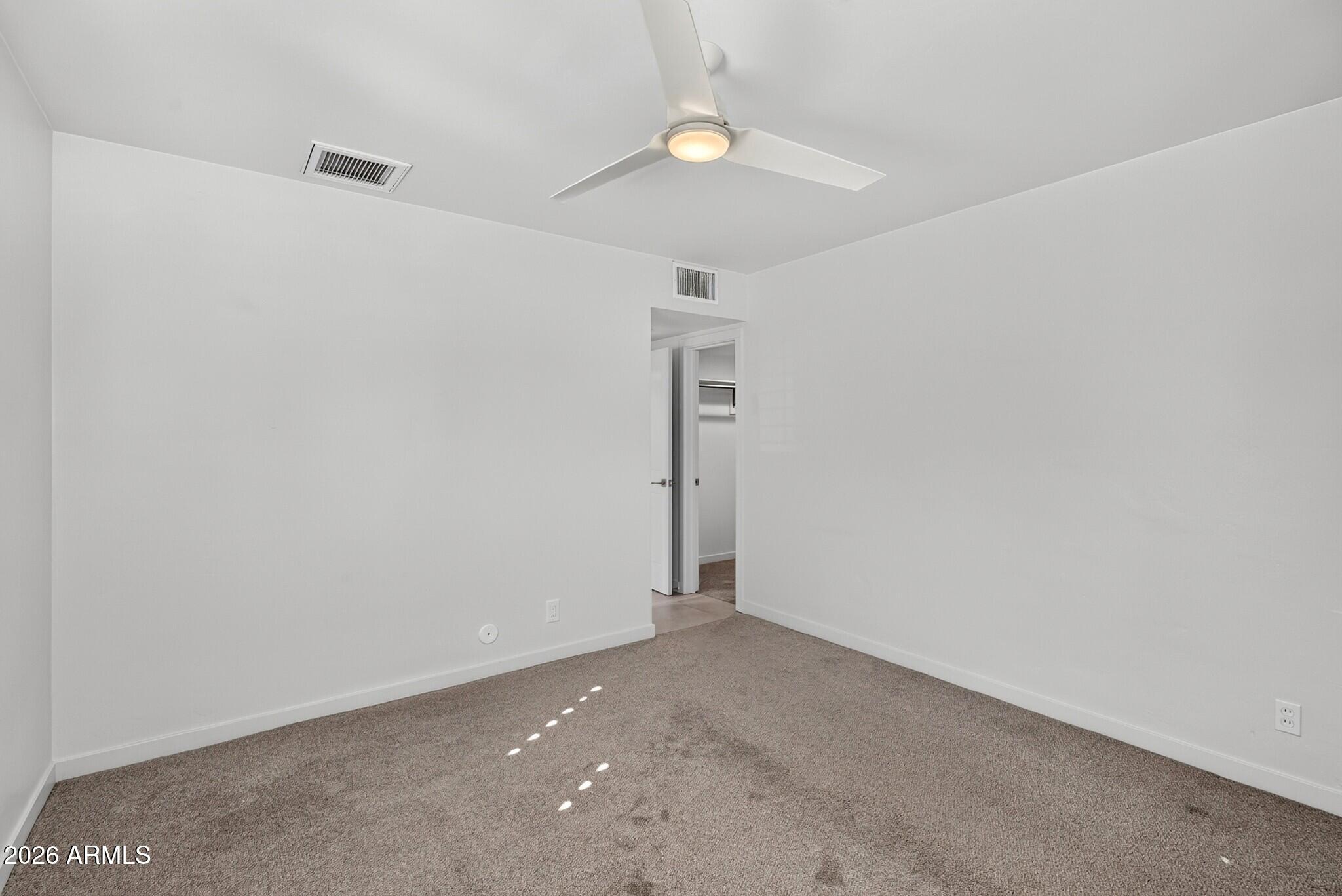 2734 E HIGHLAND Avenue