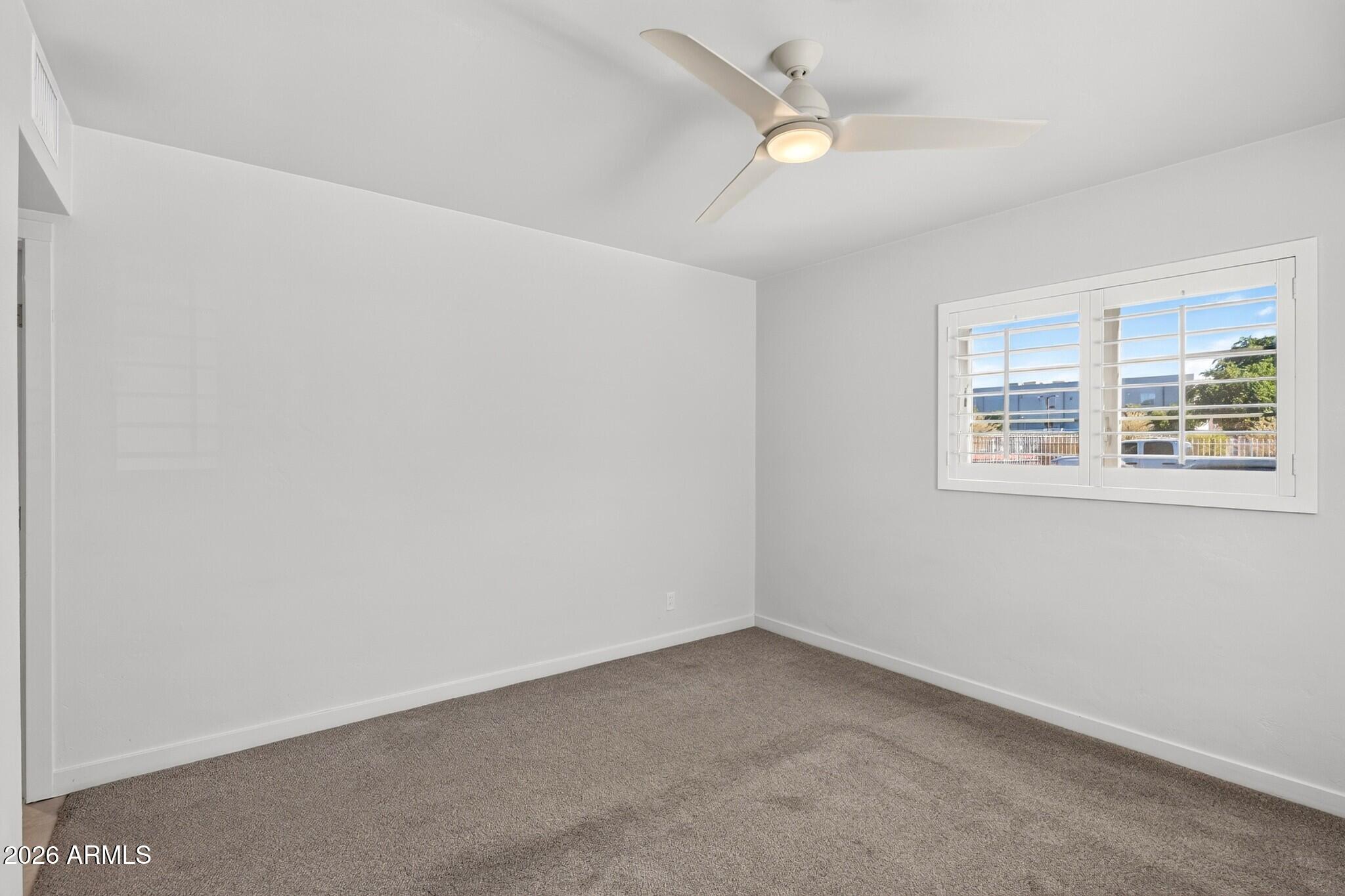 2734 E HIGHLAND Avenue