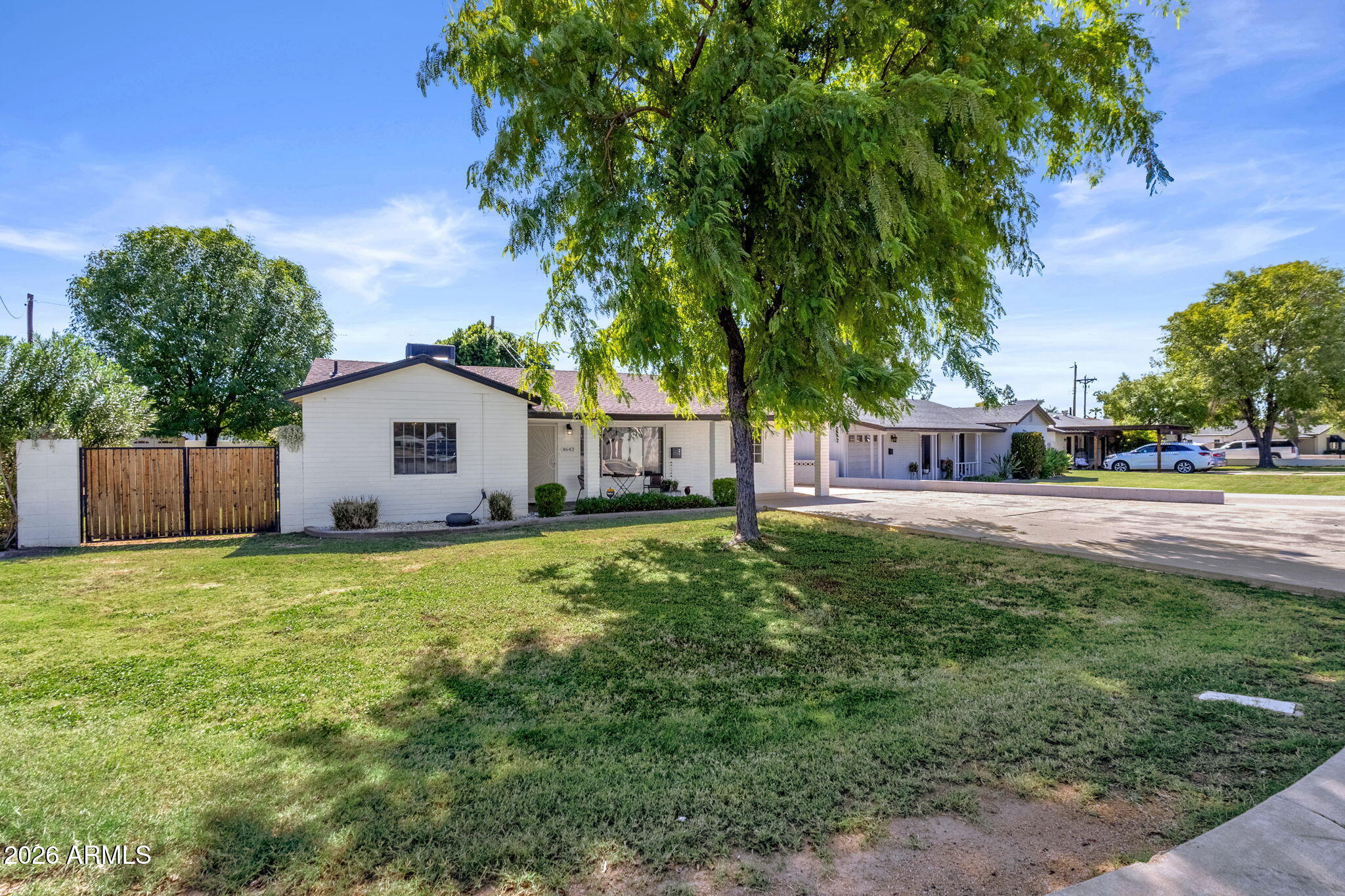 4643 E MONTEROSA Street
